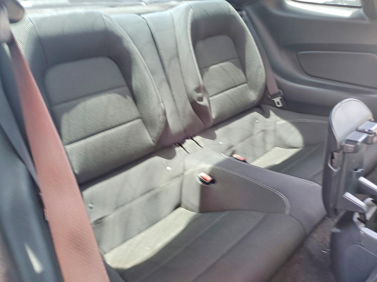 2015 Ford Mustang Silver vin: 1FA6P8AM0F5352308