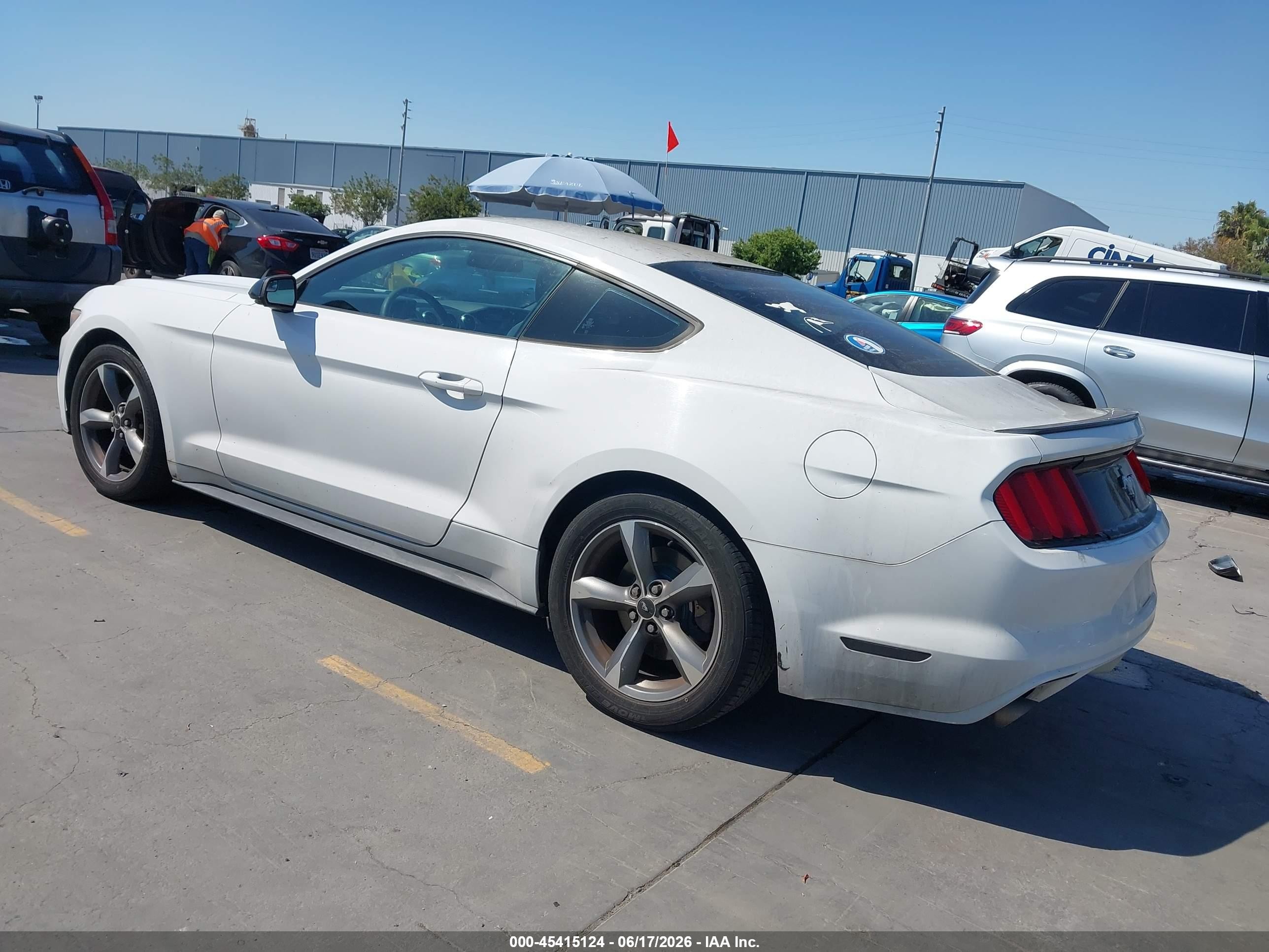 2015 Ford Mustang V6 White vin: 1FA6P8AM0F5364166