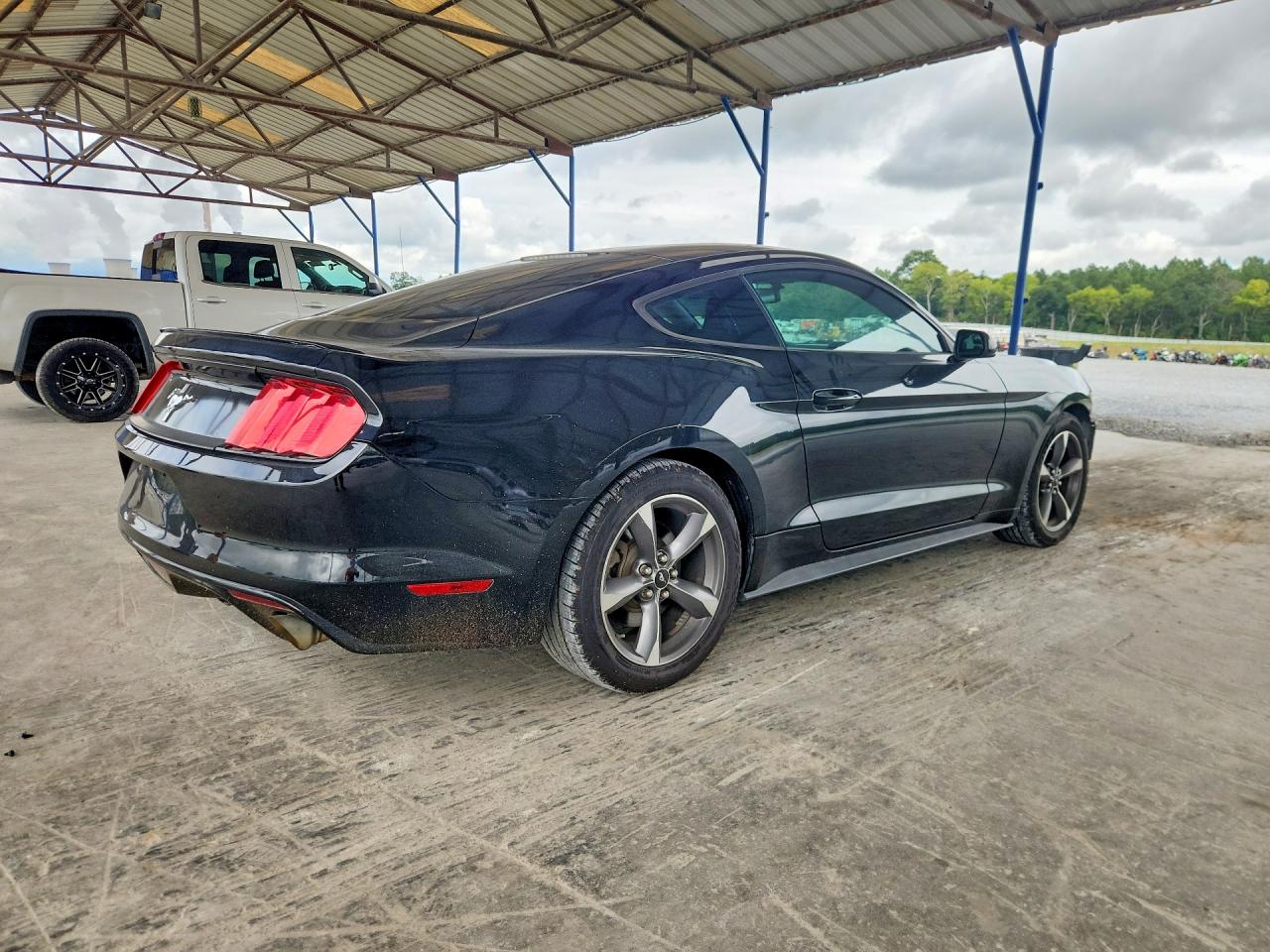 2015 Ford Mustang Black vin: 1FA6P8AM0F5366418