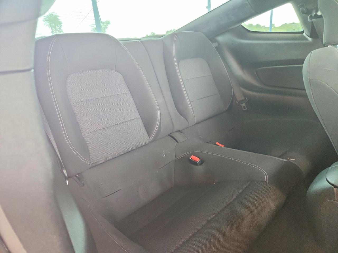 2015 Ford Mustang Black vin: 1FA6P8AM0F5366418