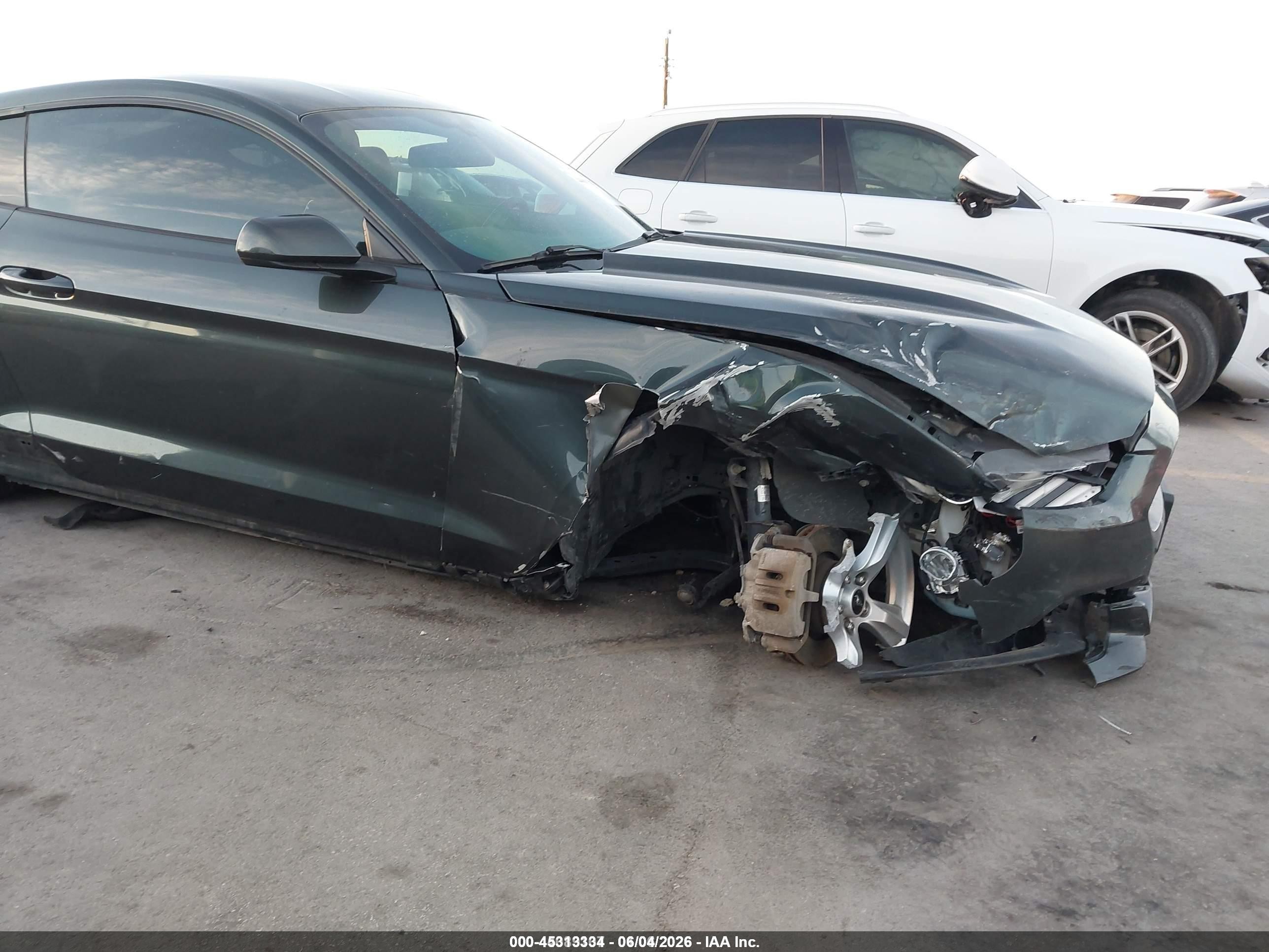 2015 Ford Mustang V6 Серый vin: 1FA6P8AM0F5370453
