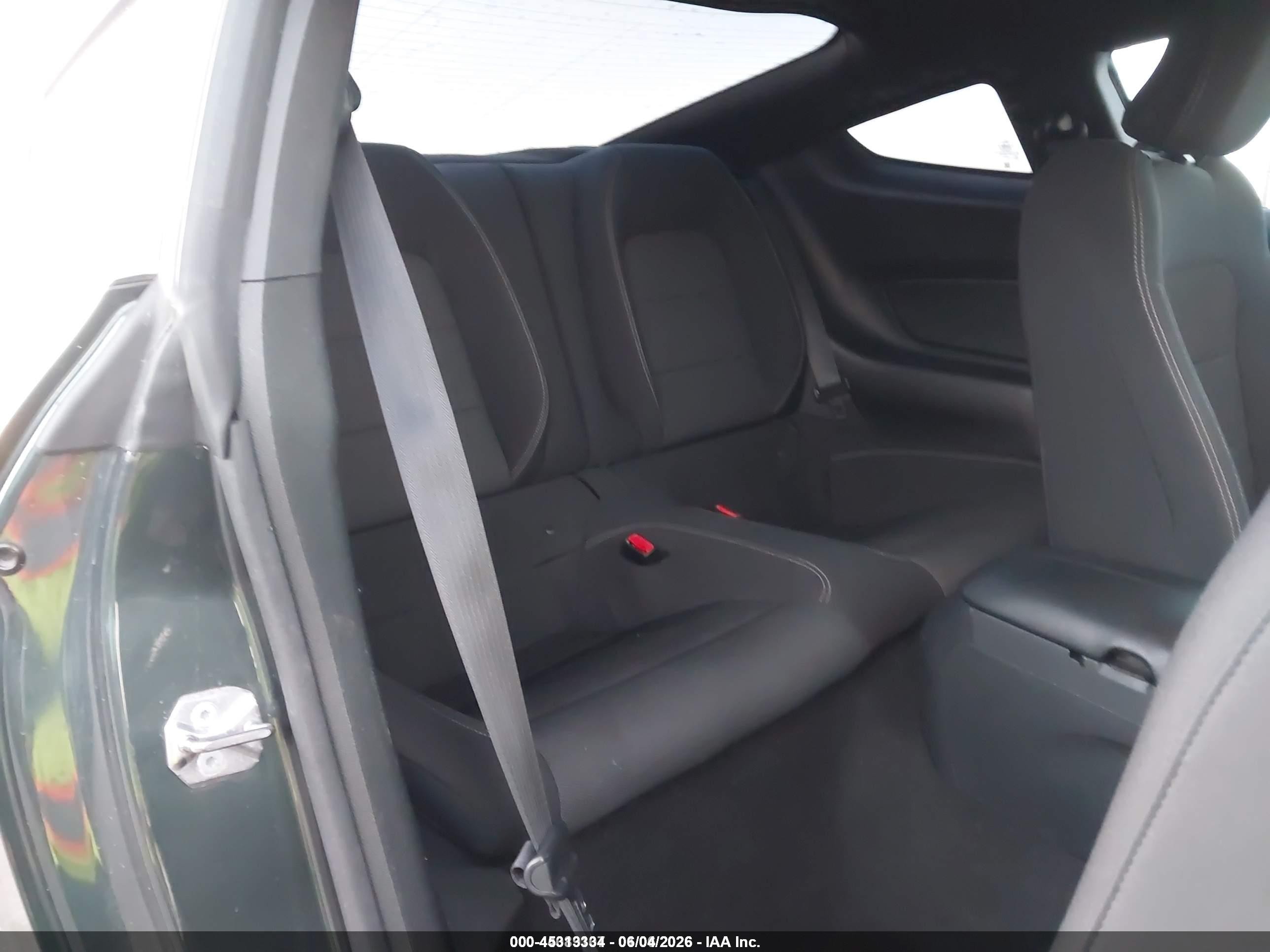 2015 Ford Mustang V6 Серый vin: 1FA6P8AM0F5370453