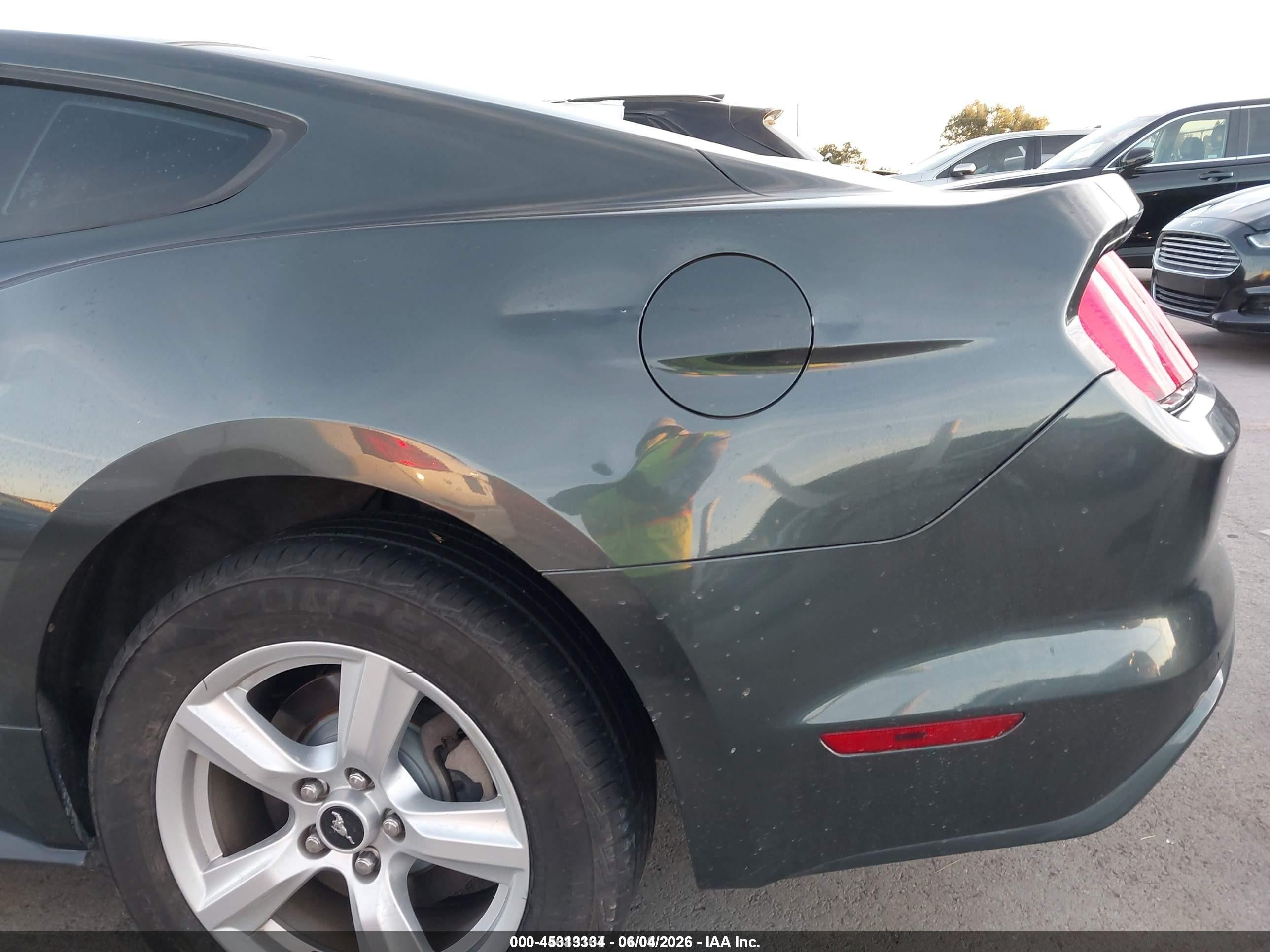 2015 Ford Mustang V6 Серый vin: 1FA6P8AM0F5370453