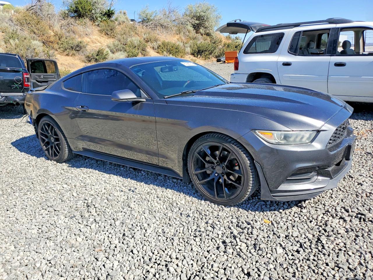 2015 Ford Mustang Угольный vin: 1FA6P8AM0F5386605
