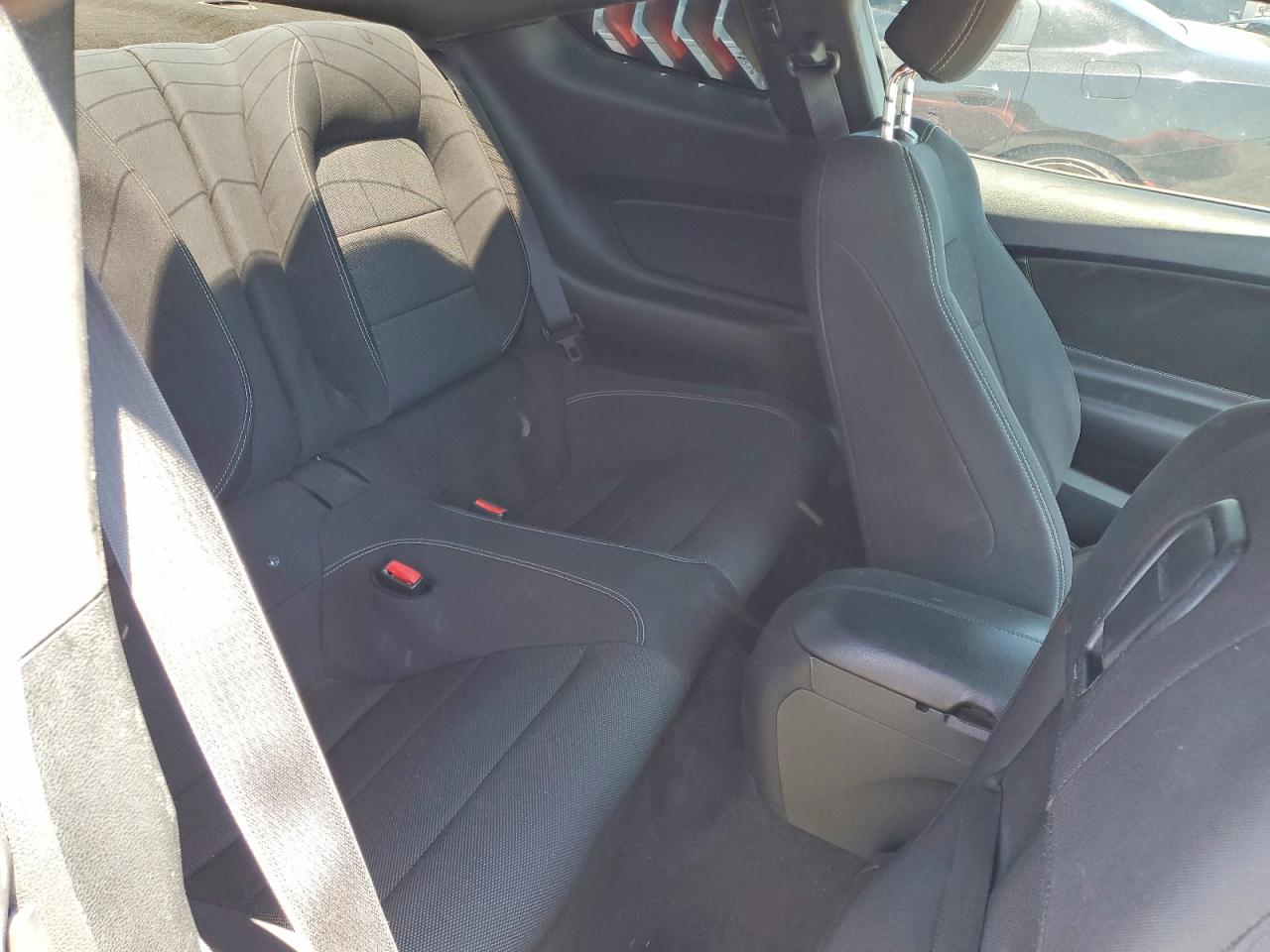 2015 Ford Mustang Red vin: 1FA6P8AM0F5405119
