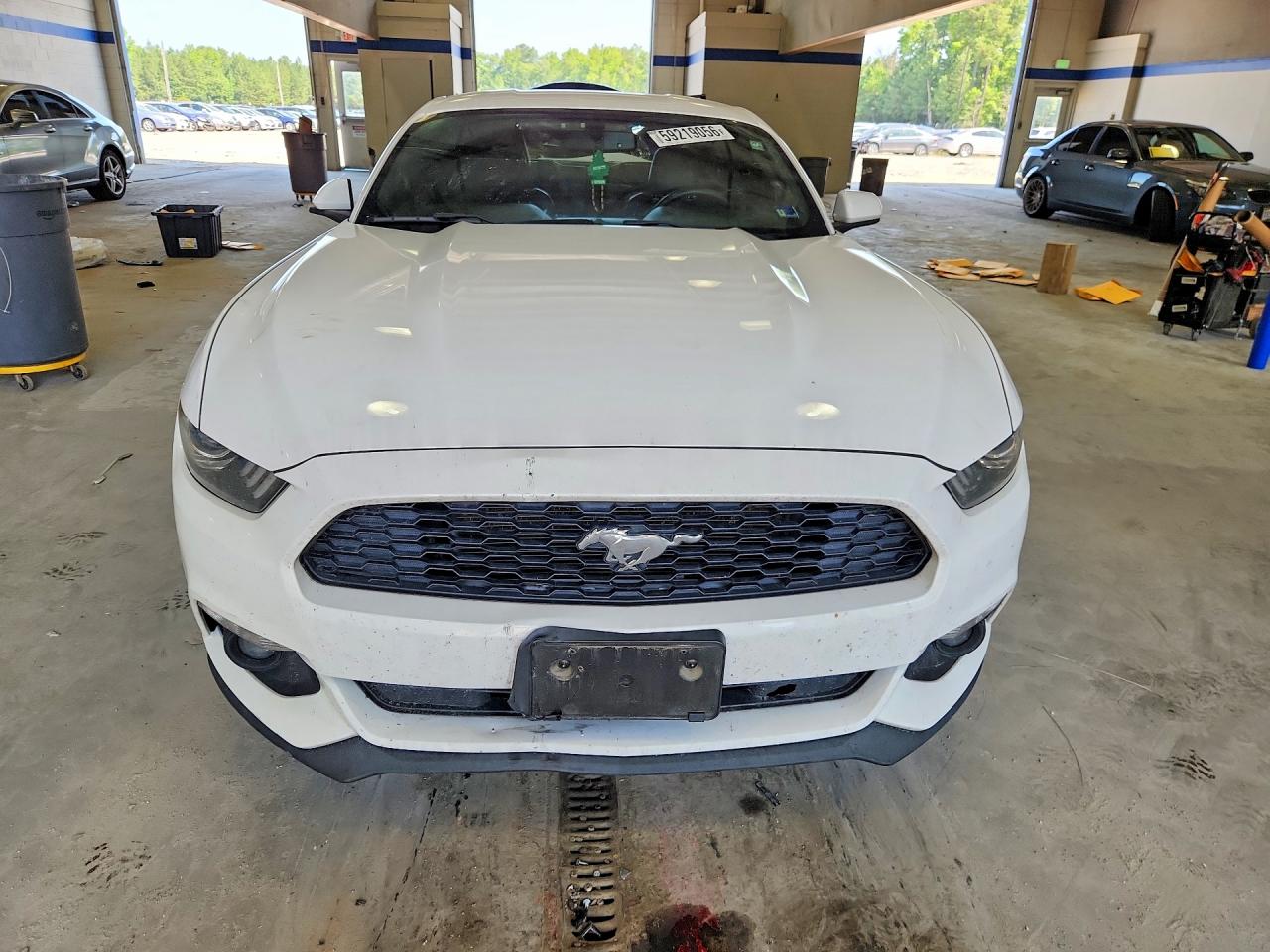 2015 Ford Mustang White vin: 1FA6P8AM1F5308656