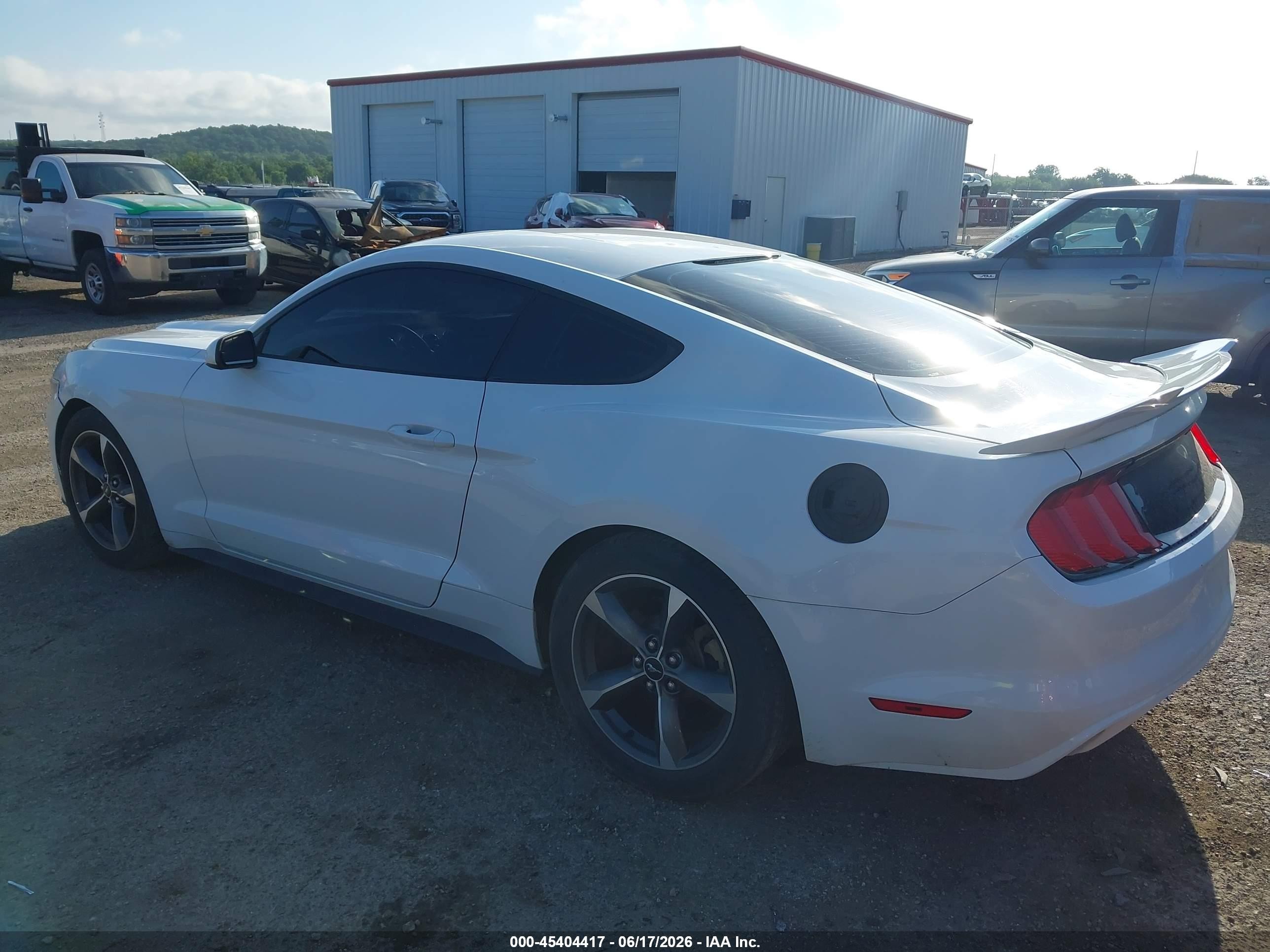 2015 Ford Mustang V6 White vin: 1FA6P8AM1F5375967