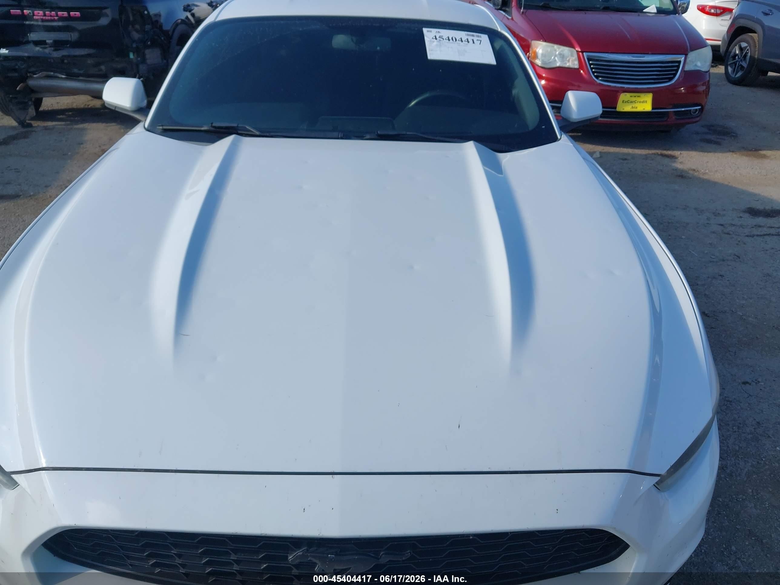 2015 Ford Mustang V6 White vin: 1FA6P8AM1F5375967