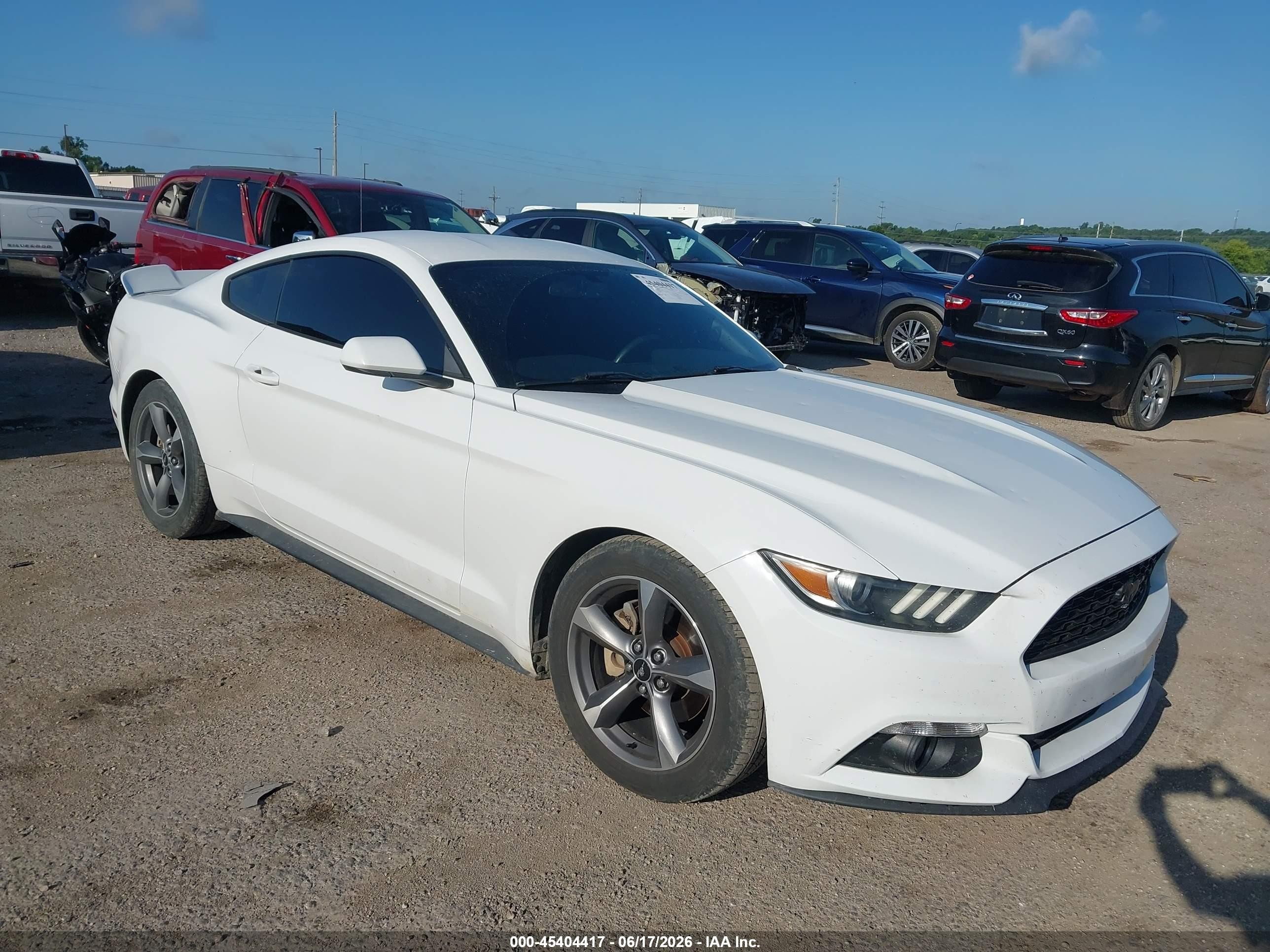 2015 Ford Mustang V6 White vin: 1FA6P8AM1F5375967