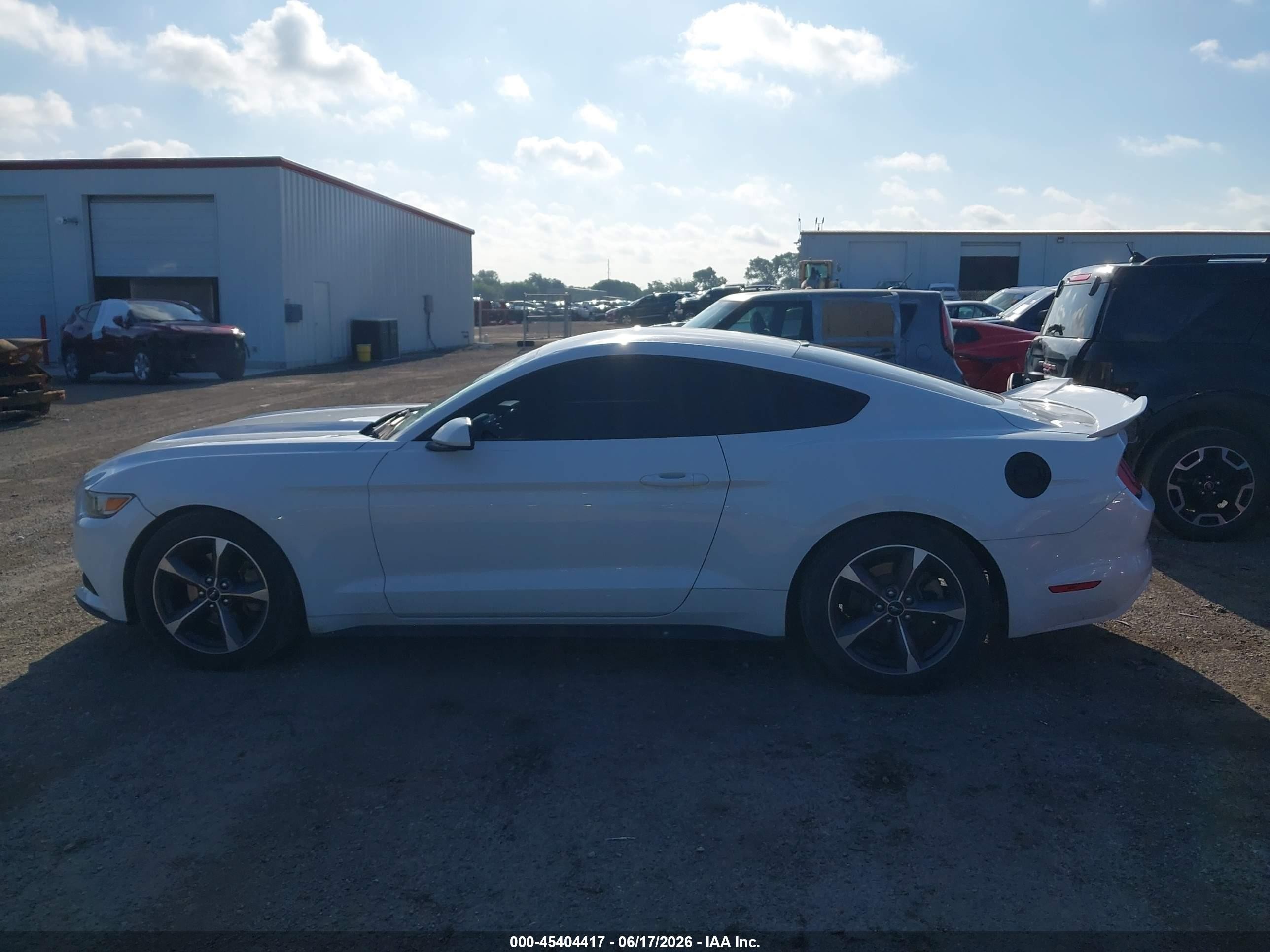 2015 Ford Mustang V6 White vin: 1FA6P8AM1F5375967