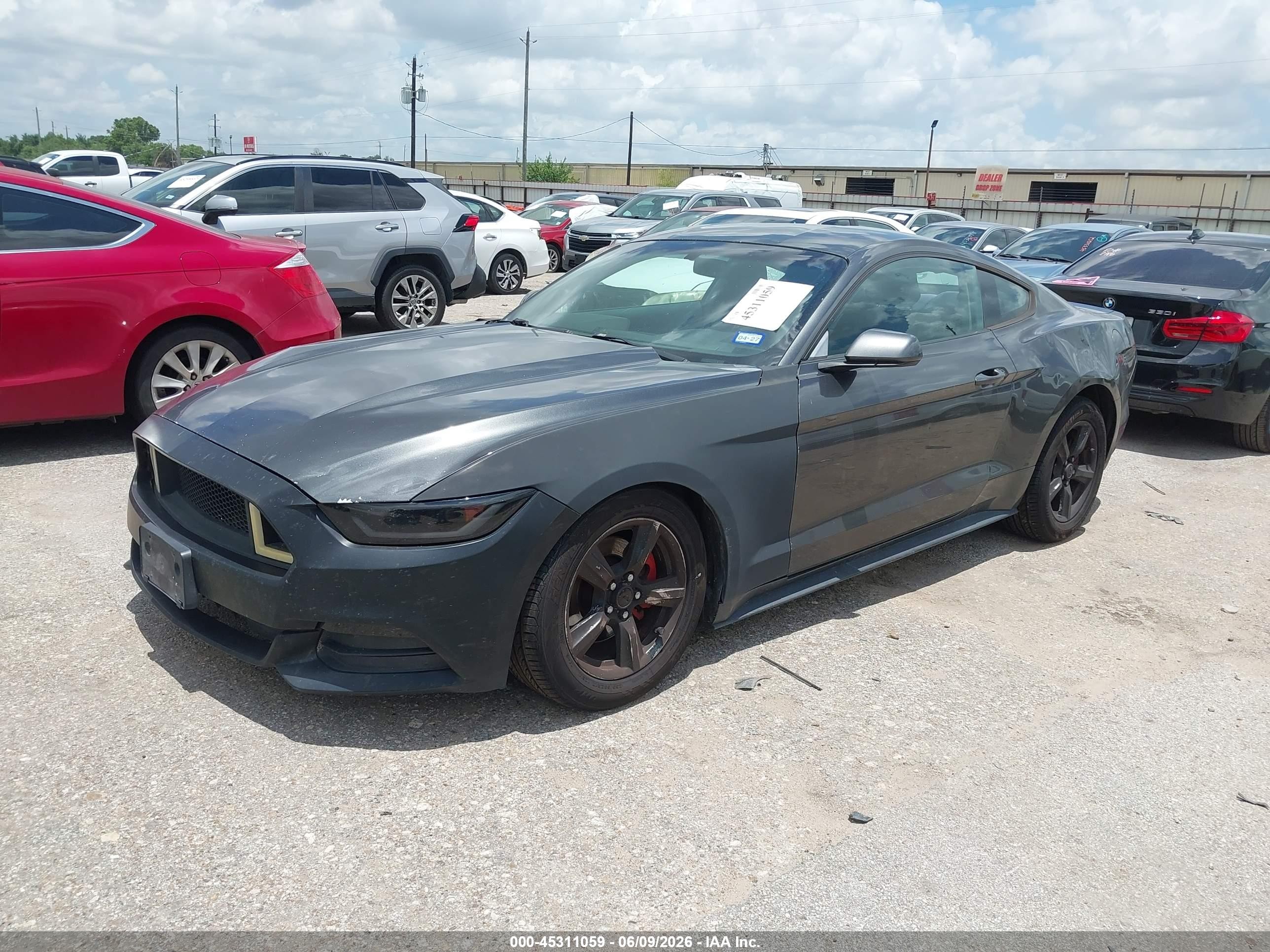 2015 Ford Mustang V6 Gray vin: 1FA6P8AM1F5399752