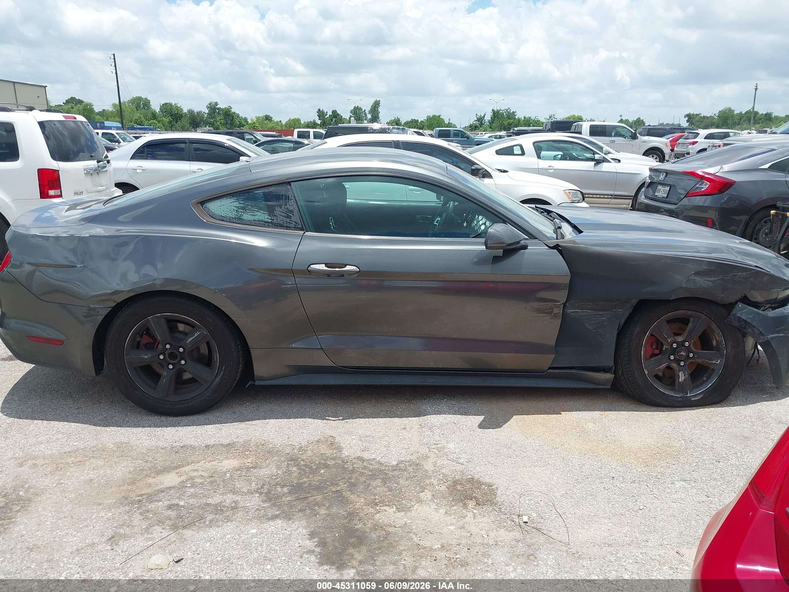 2015 Ford Mustang V6 Gray vin: 1FA6P8AM1F5399752