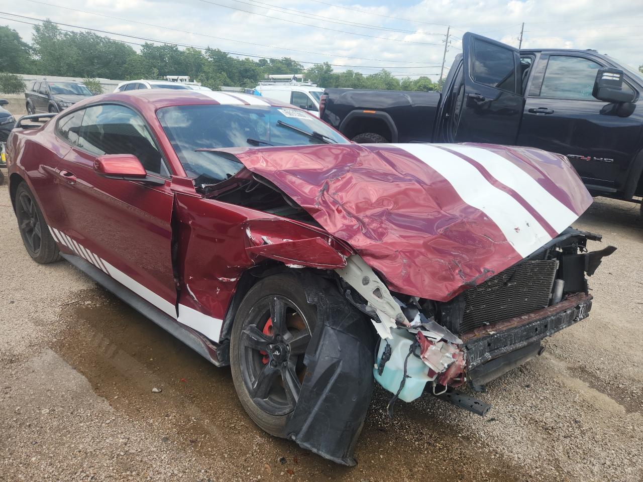 2017 Ford Mustang Red vin: 1FA6P8AM1H5264161 Damage: Right Front Fender, Severe Damage, Replacement Required