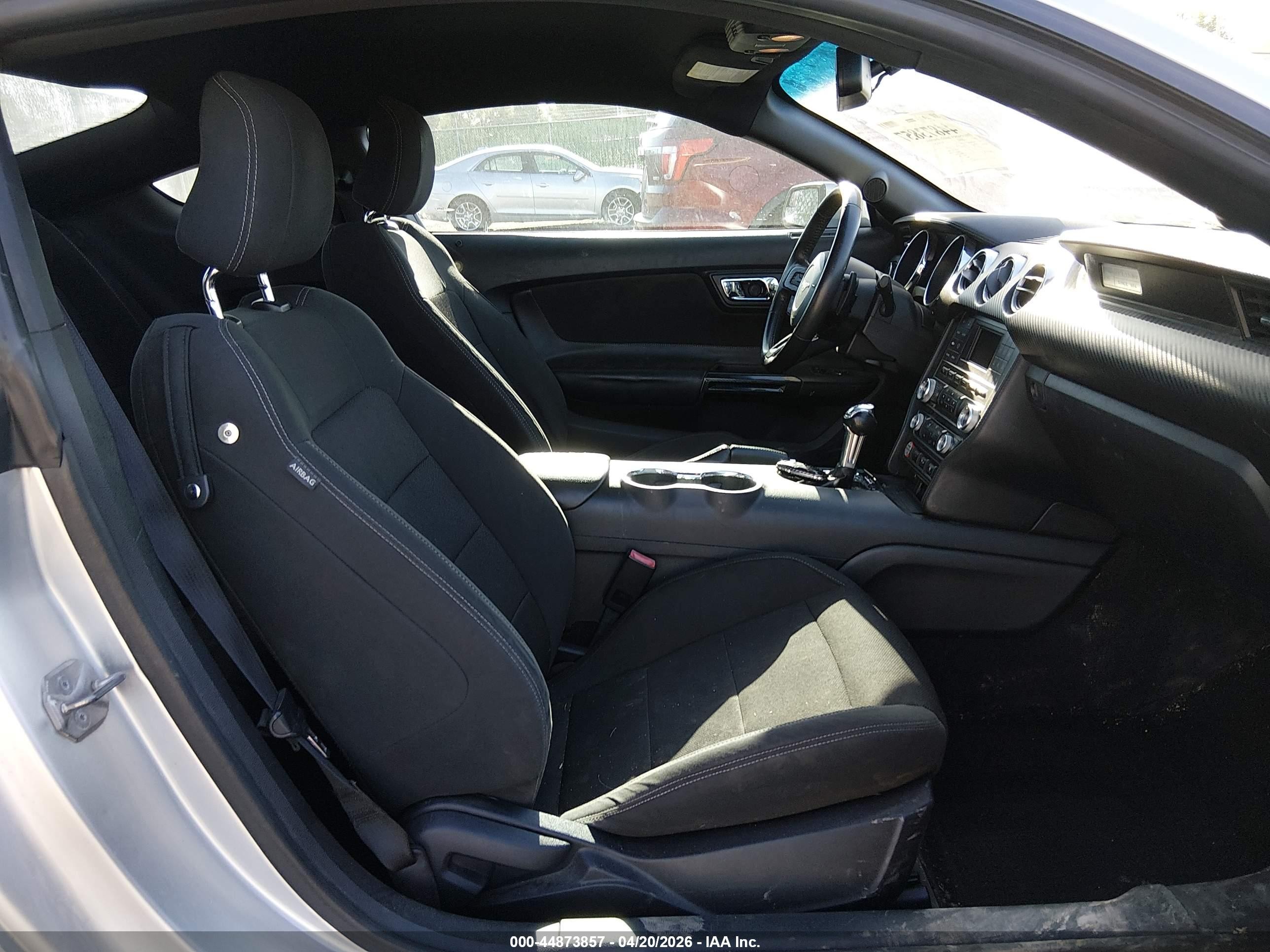 2015 Ford Mustang V6 Silver vin: 1FA6P8AM2F5318709