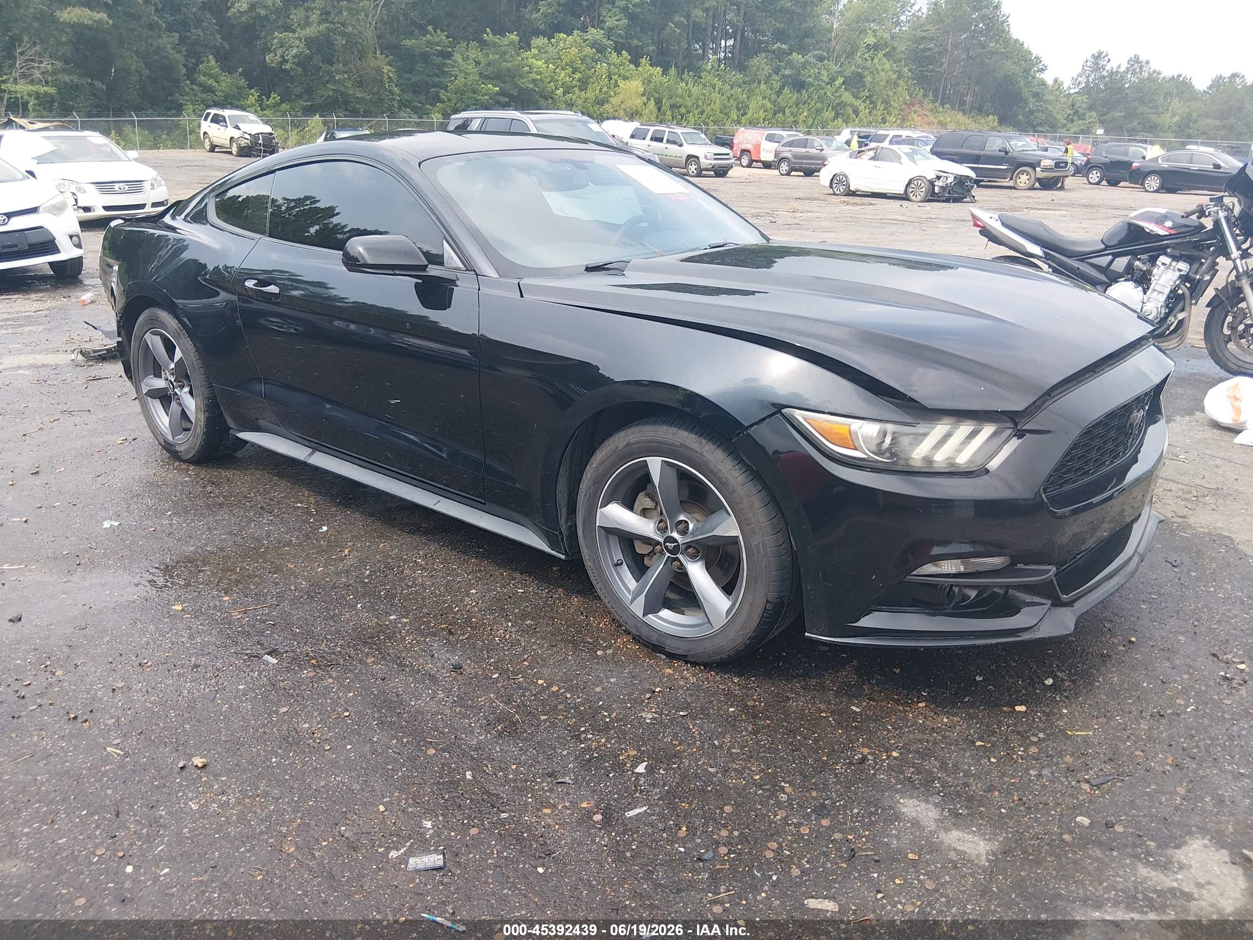 2015 Ford Mustang V6 Black vin: 1FA6P8AM2F5374018