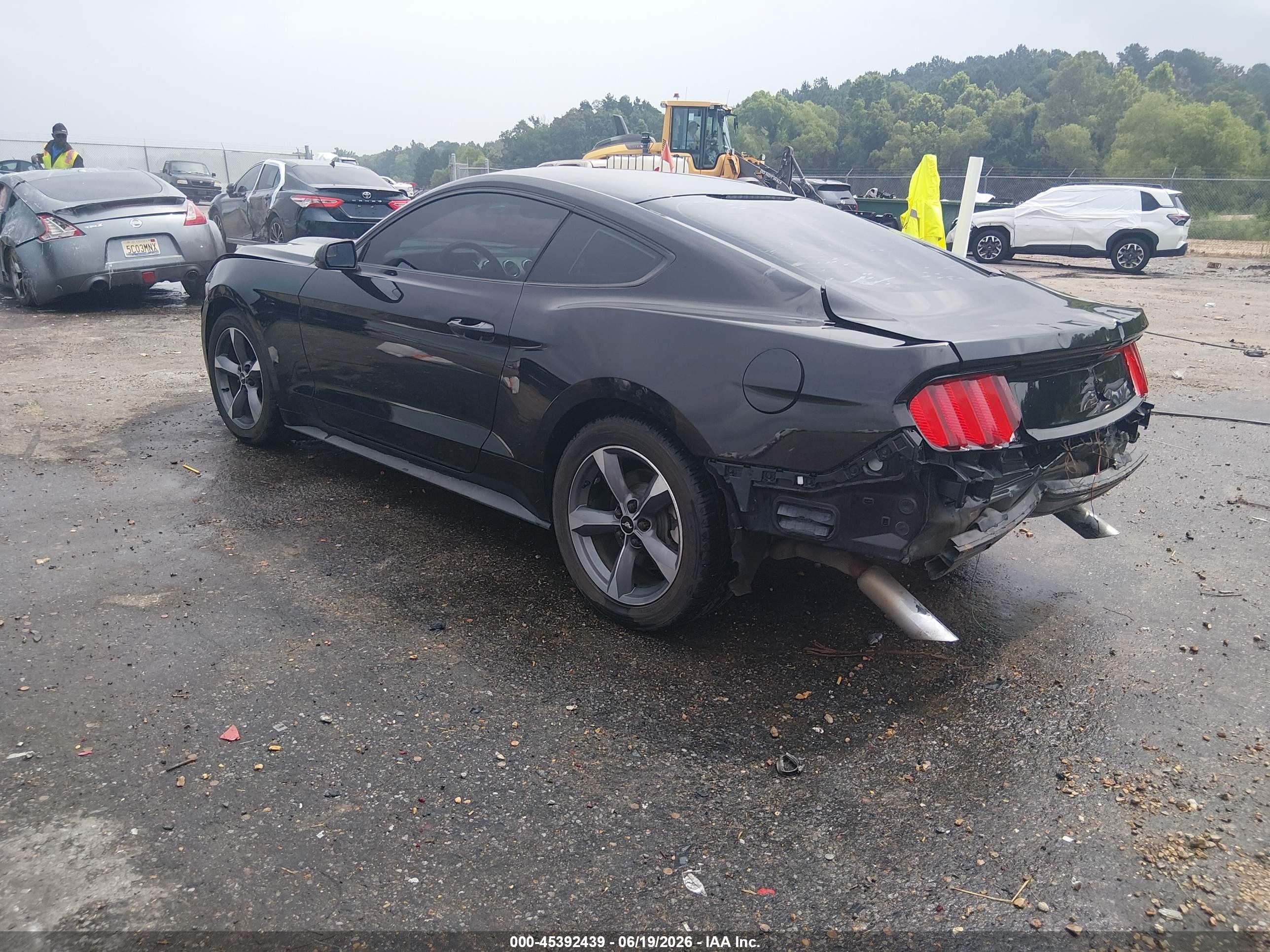 2015 Ford Mustang V6 Black vin: 1FA6P8AM2F5374018