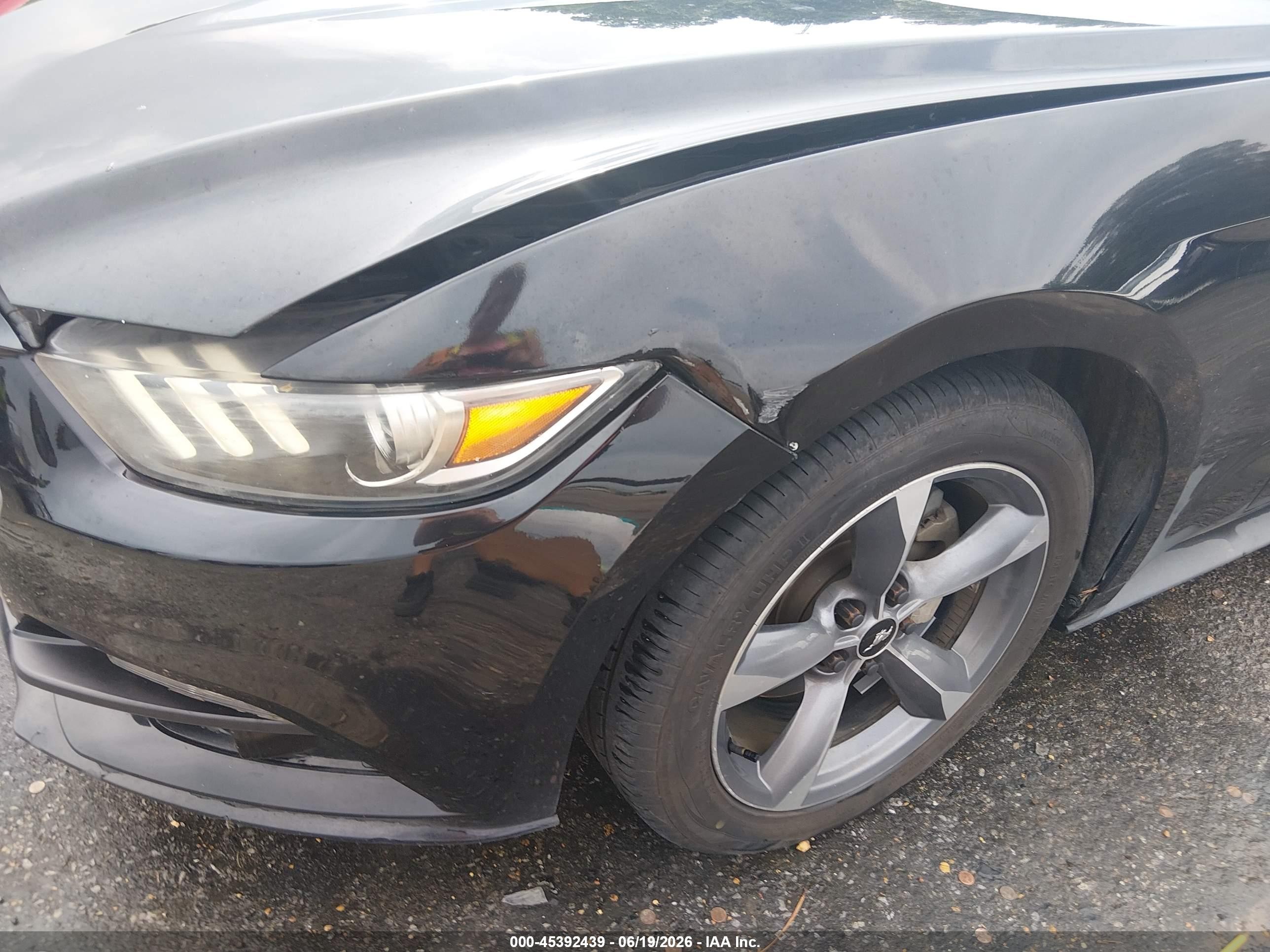 2015 Ford Mustang V6 Black vin: 1FA6P8AM2F5374018