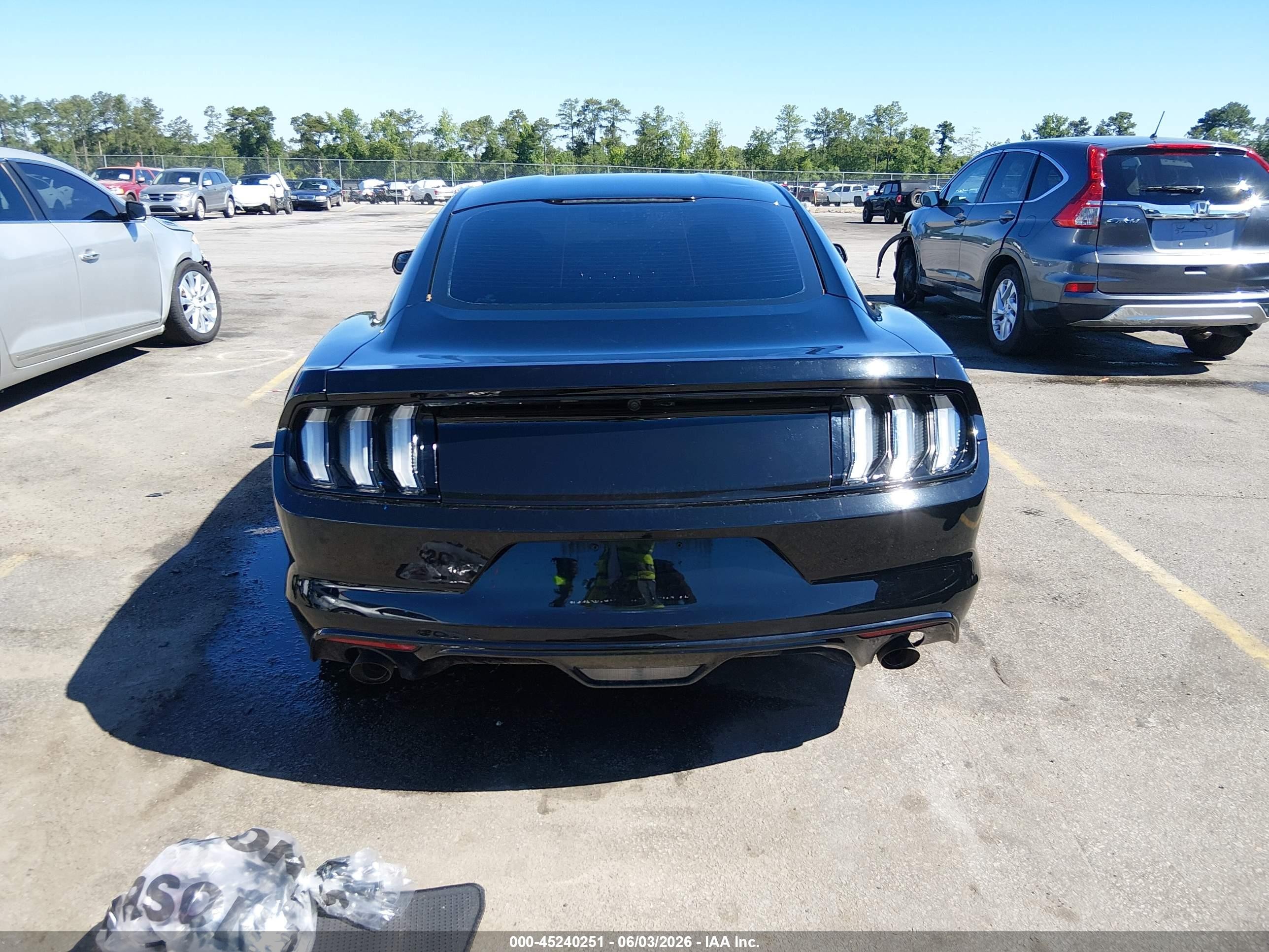 2015 Ford Mustang V6 Black vin: 1FA6P8AM3F5341769