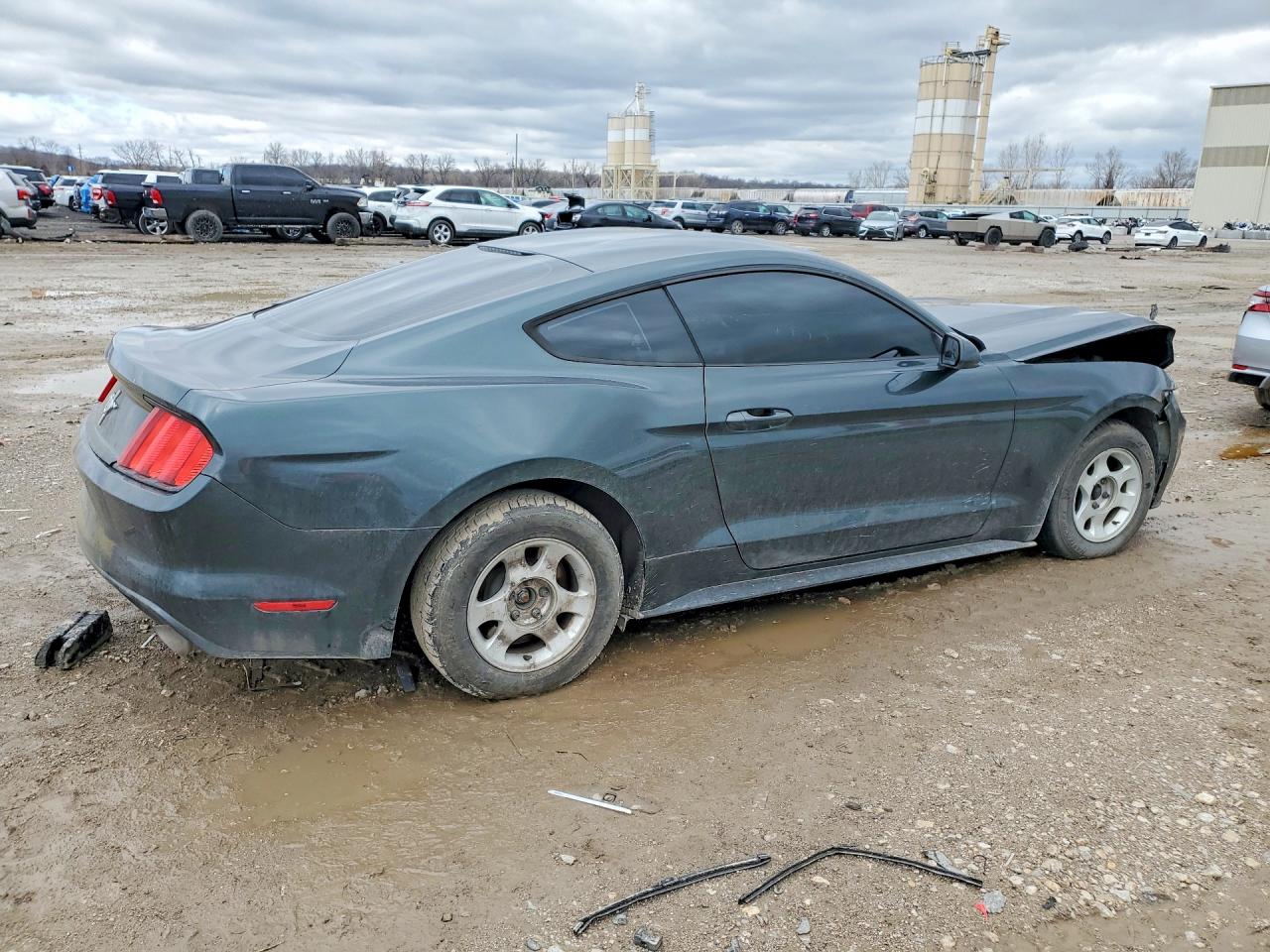 2015 Ford Mustang Gray vin: 1FA6P8AM3F5376604