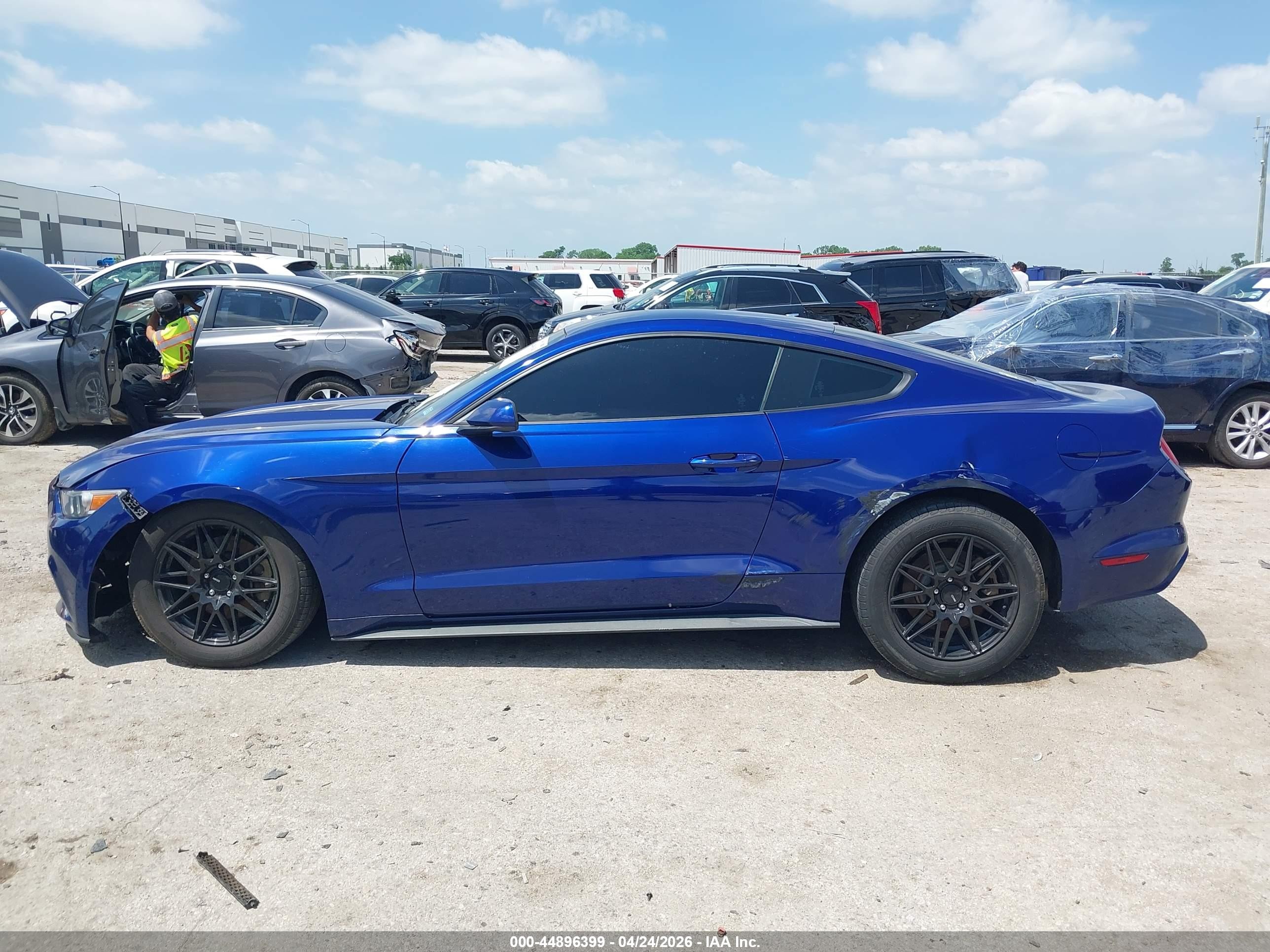 2016 Ford Mustang V6 Blue vin: 1FA6P8AM3G5252477