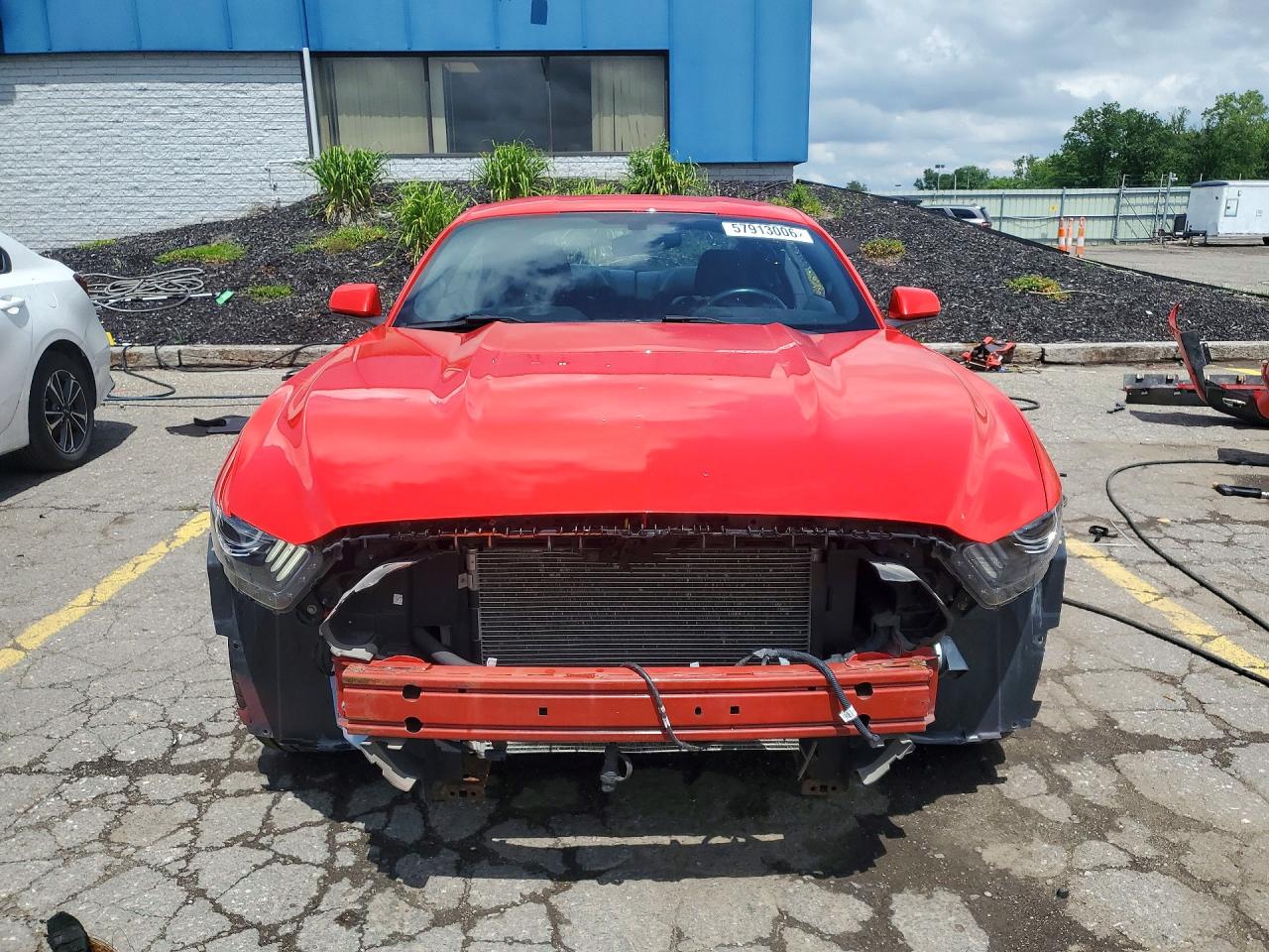 2015 Ford Mustang Красный vin: 1FA6P8AM4F5303810