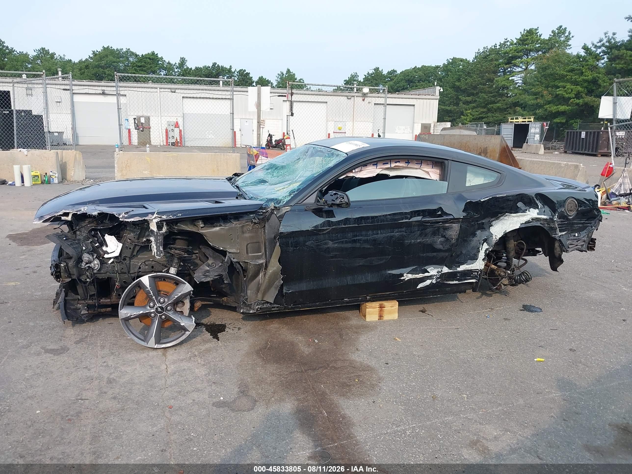2015 Ford Mustang V6 Черный vin: 1FA6P8AM4F5313494