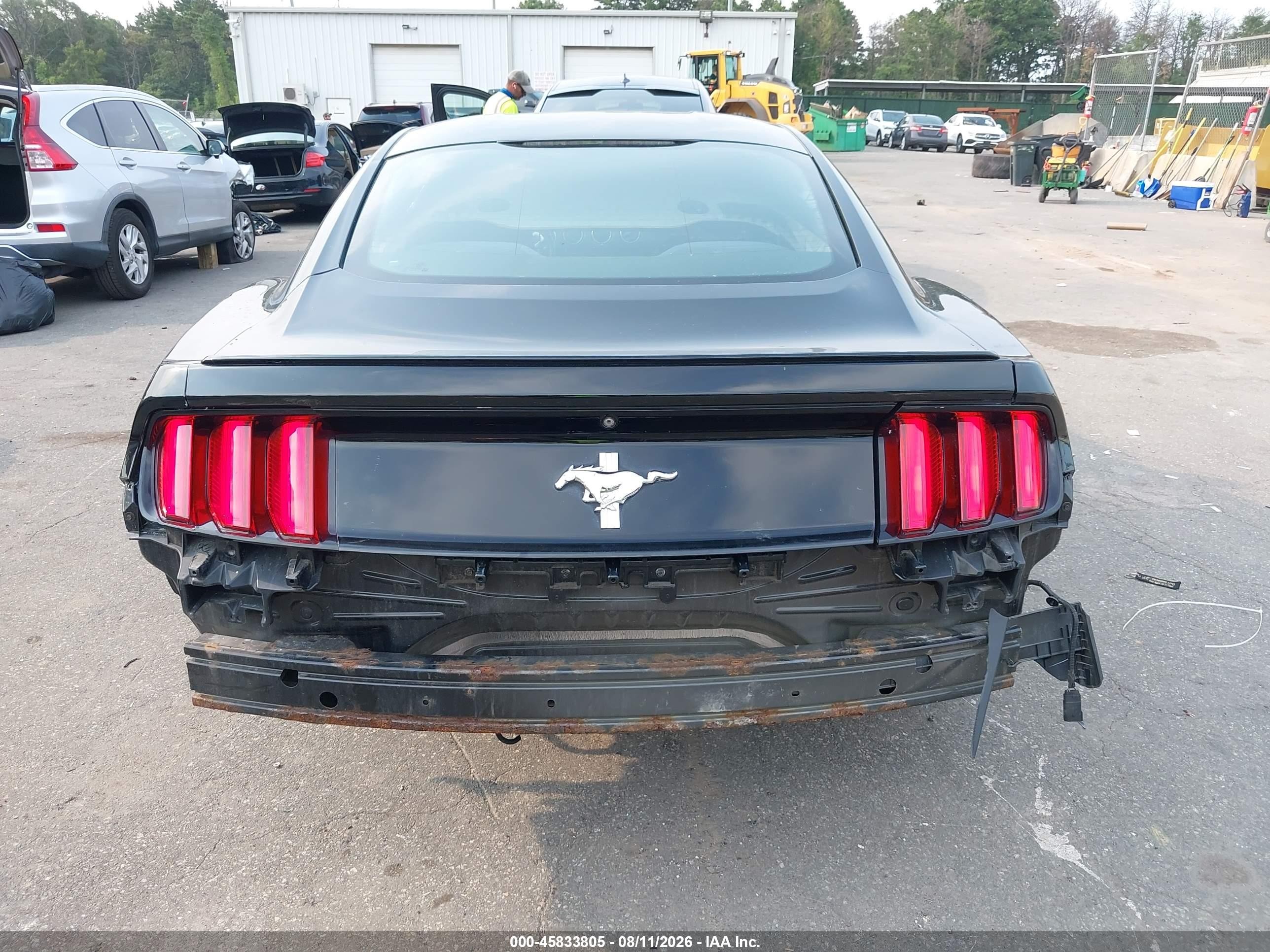 2015 Ford Mustang V6 Черный vin: 1FA6P8AM4F5313494