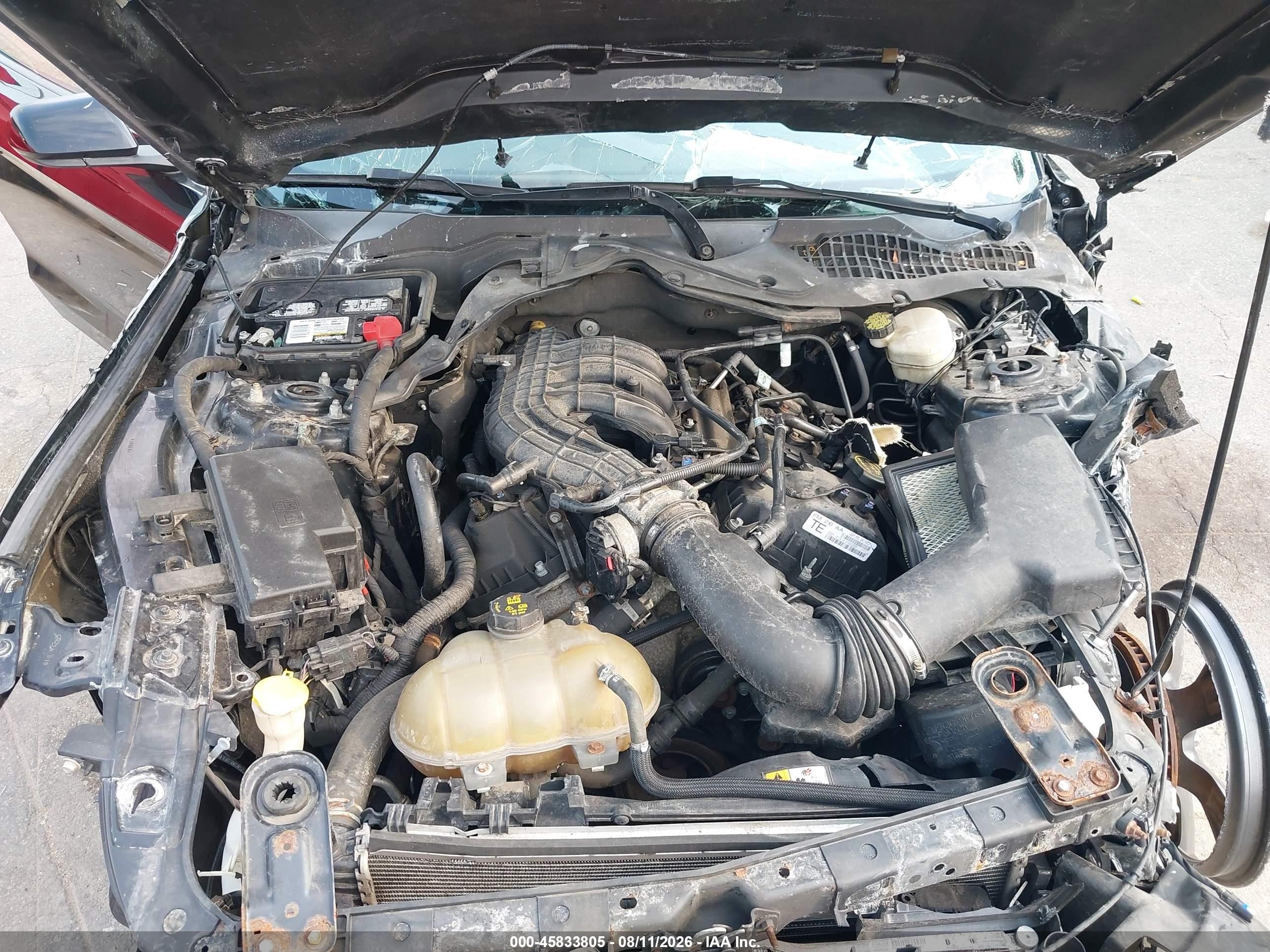 2015 Ford Mustang V6 Черный vin: 1FA6P8AM4F5313494