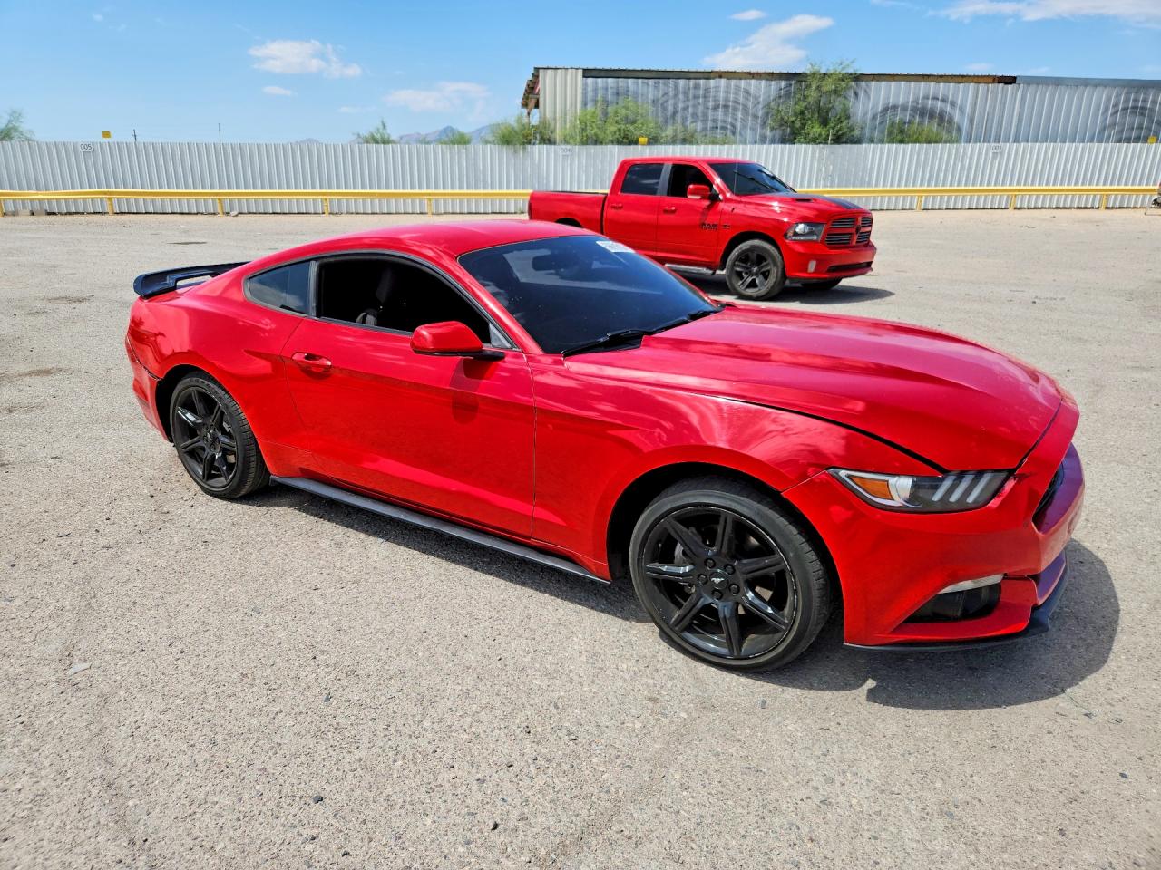 2015 Ford Mustang Red vin: 1FA6P8AM4F5353140
