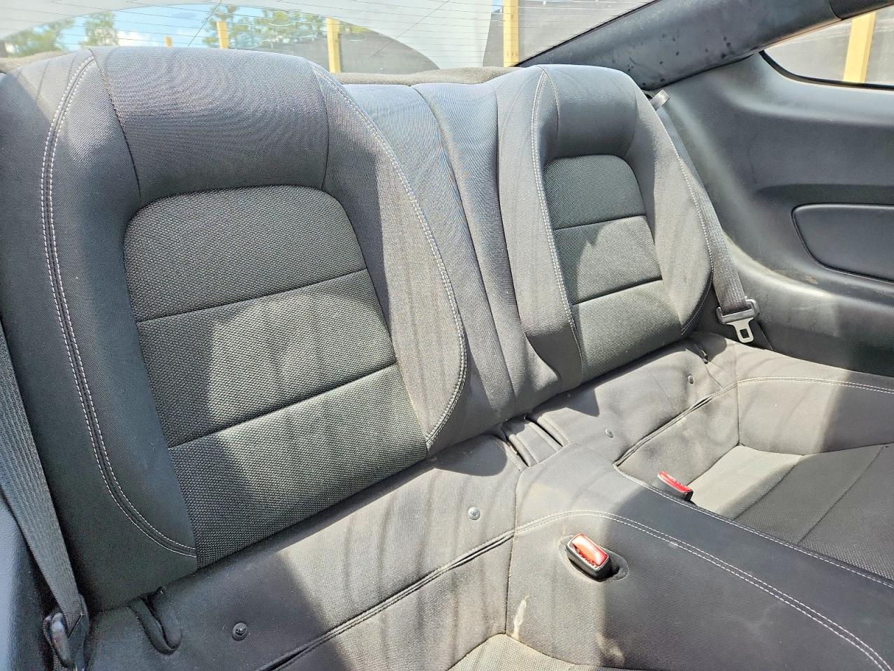 2015 Ford Mustang Белый vin: 1FA6P8AM4F5379852