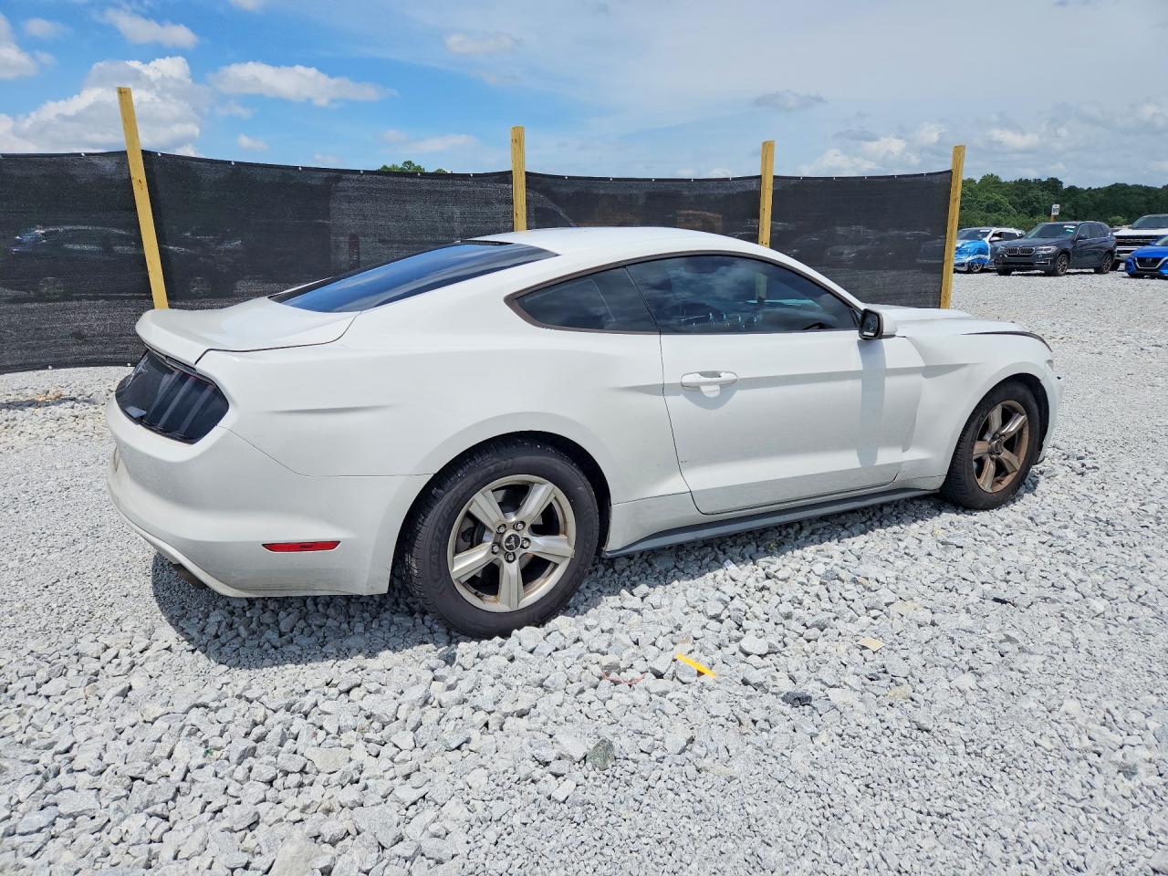 2015 Ford Mustang Белый vin: 1FA6P8AM4F5379852