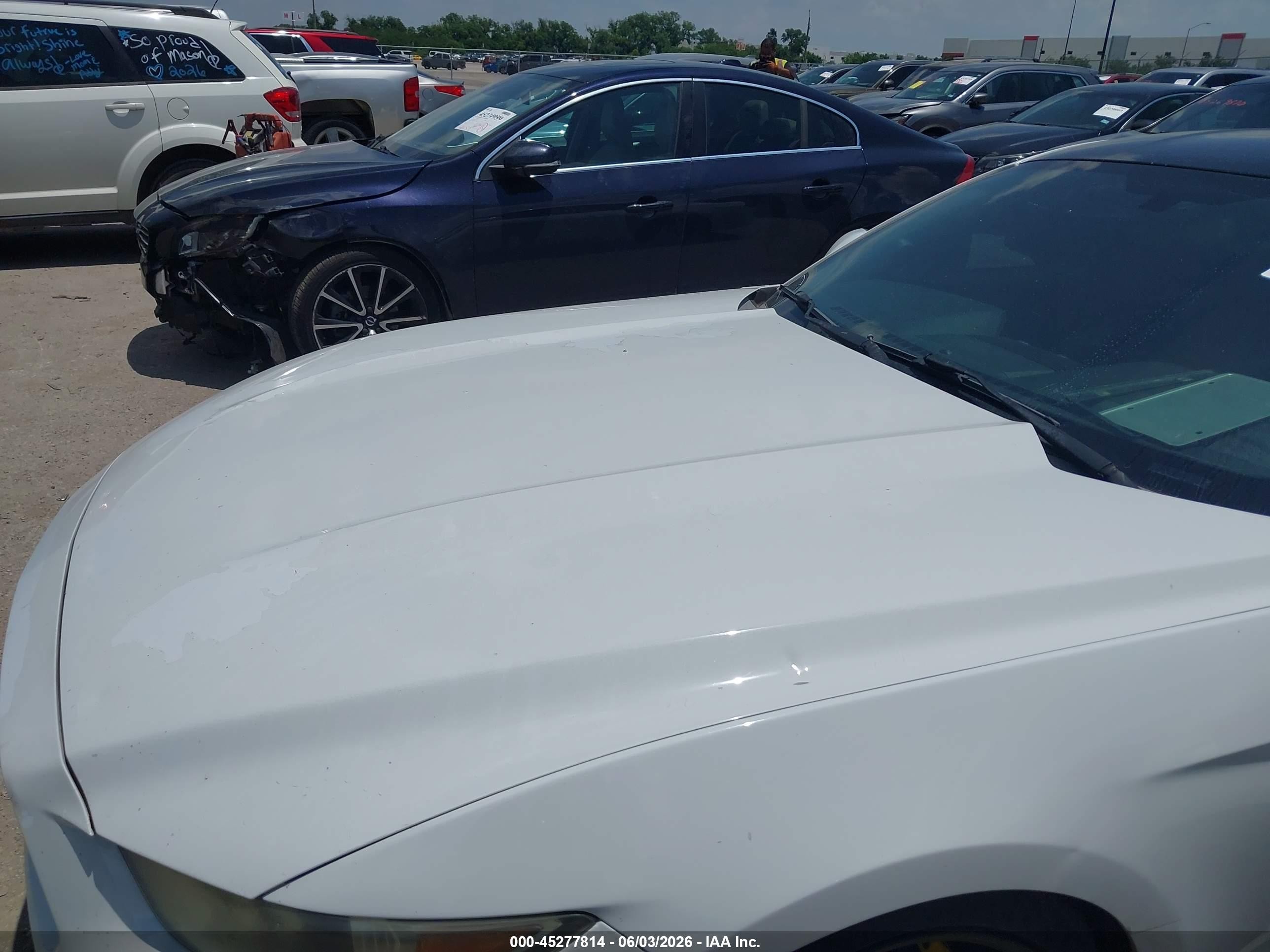 2015 Ford Mustang V6 White vin: 1FA6P8AM4F5399602