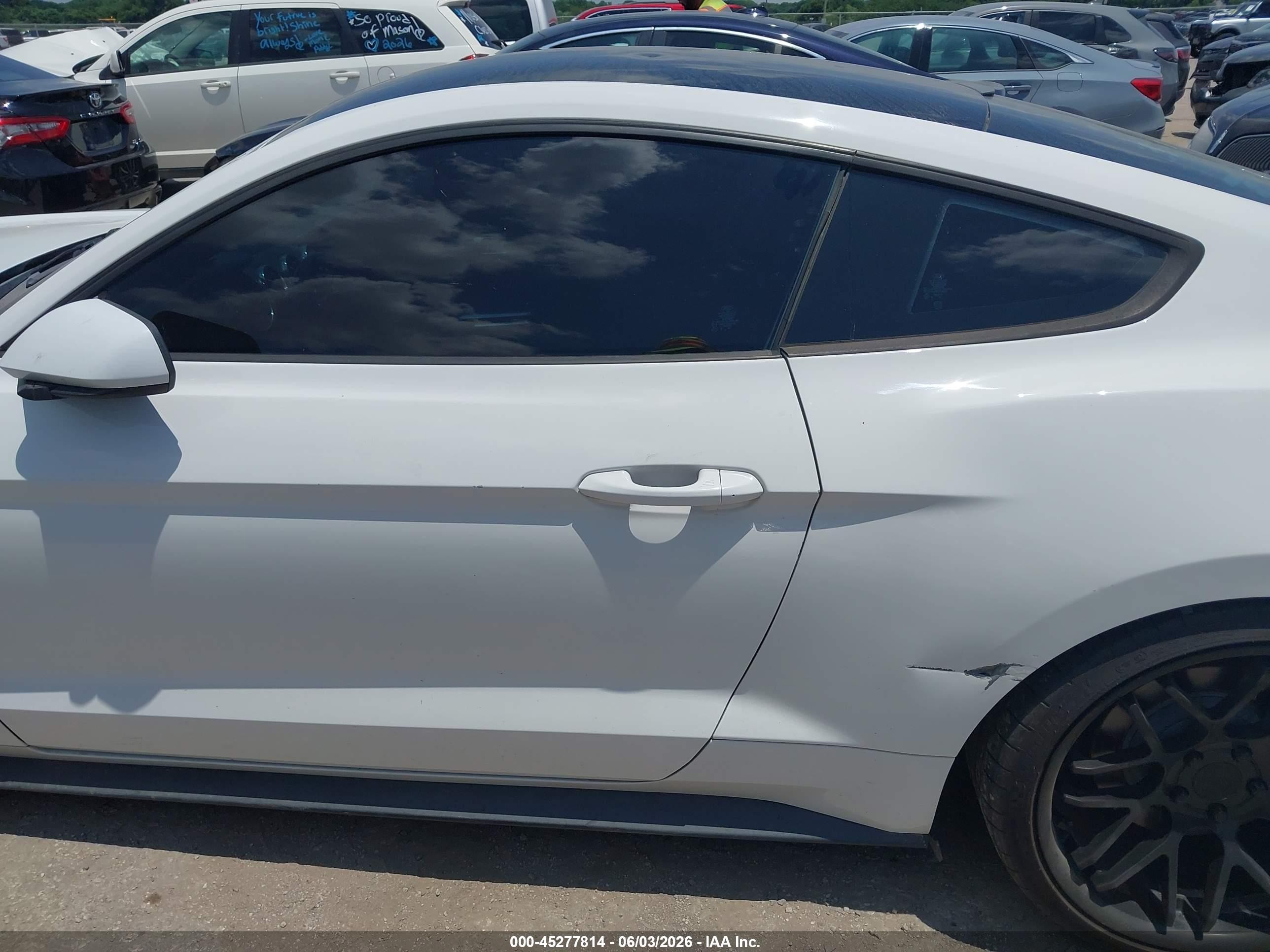 2015 Ford Mustang V6 White vin: 1FA6P8AM4F5399602
