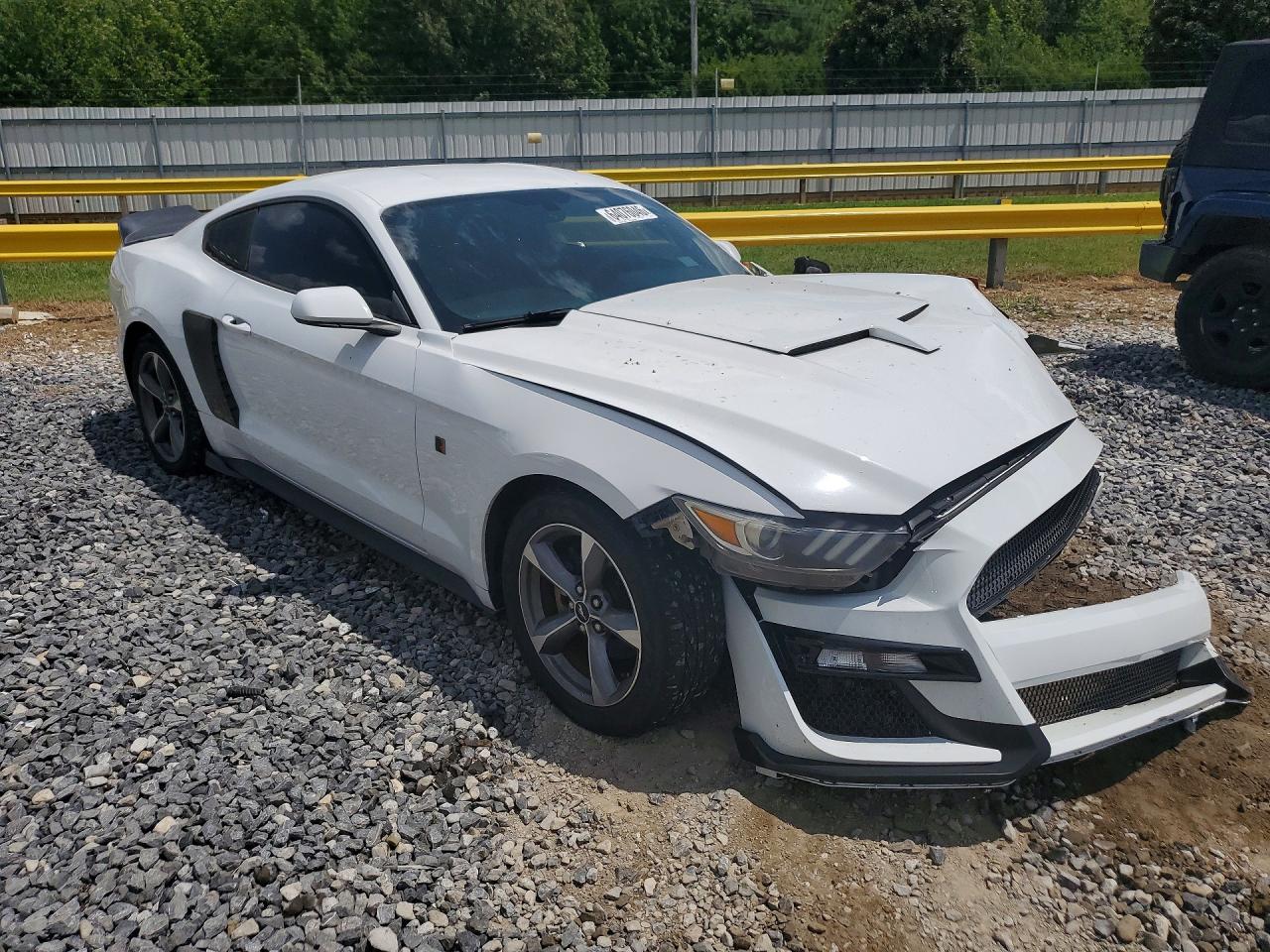 2015 Ford Mustang White vin: 1FA6P8AM4F5435109