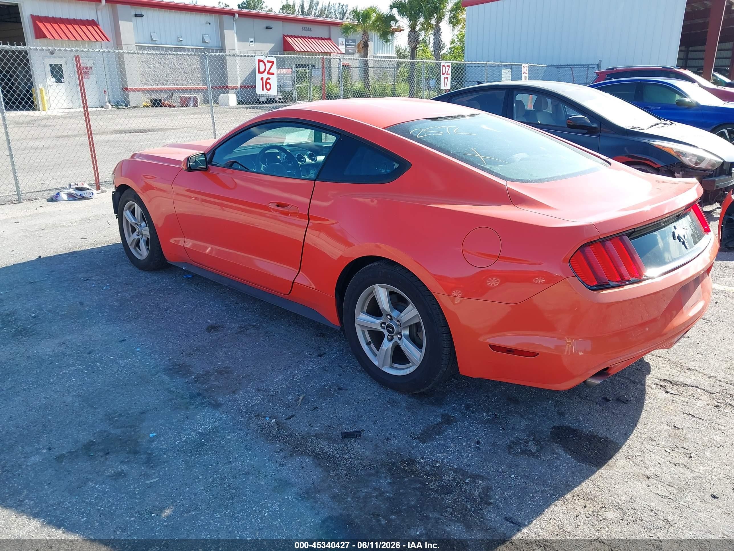 2015 Ford Mustang V6 Orange vin: 1FA6P8AM5F5402572