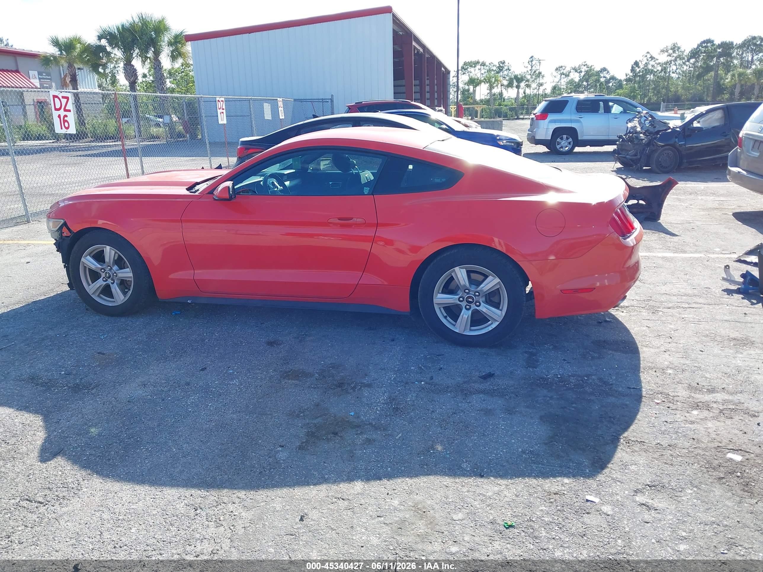 2015 Ford Mustang V6 Orange vin: 1FA6P8AM5F5402572