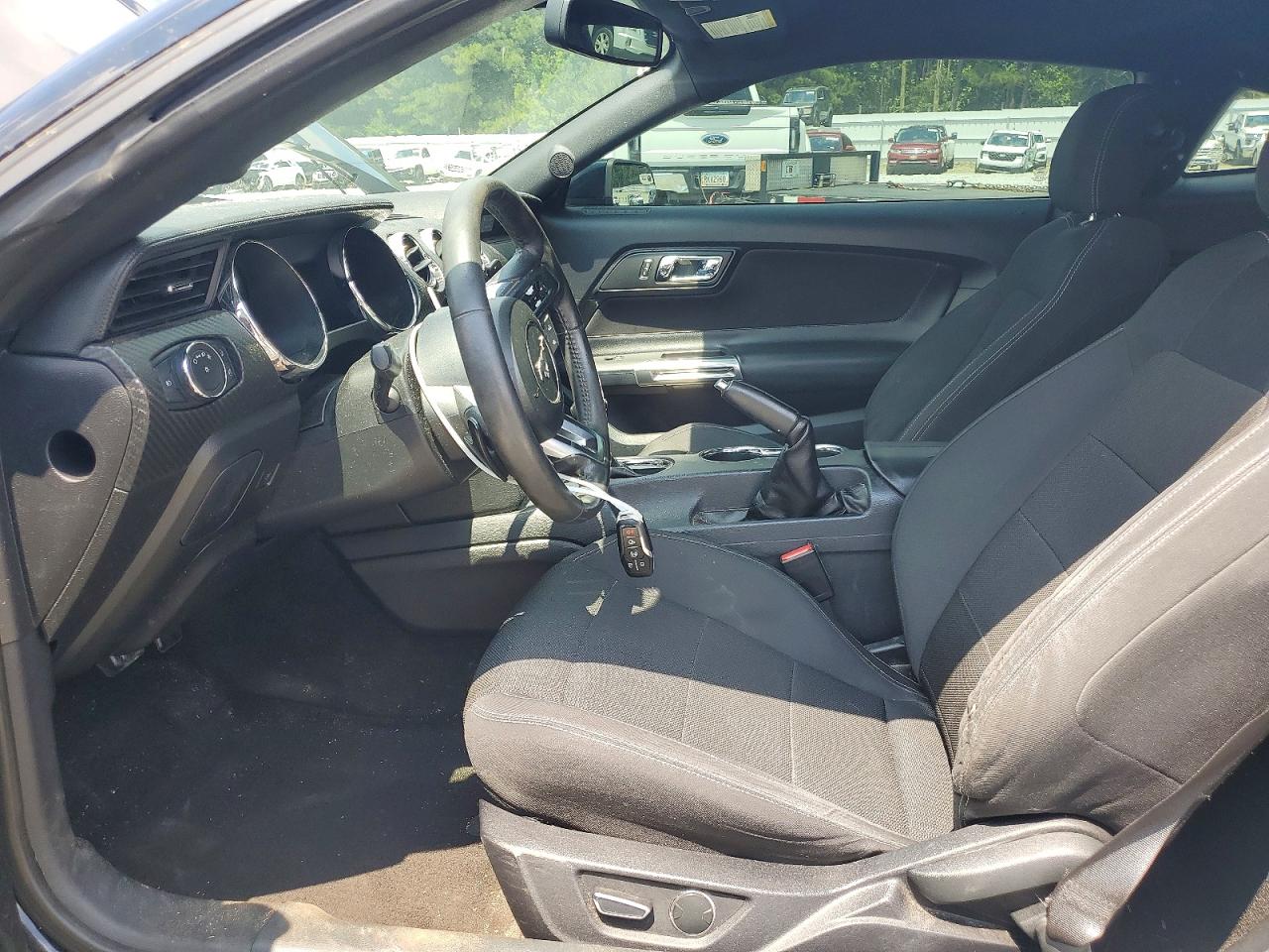2015 Ford Mustang Black vin: 1FA6P8AM6F5310189