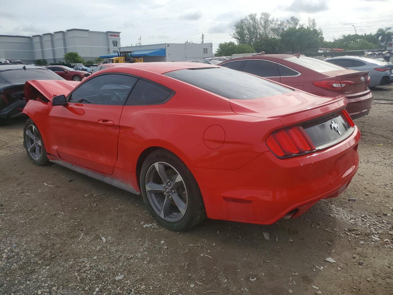 2015 Ford Mustang Red vin: 1FA6P8AM6F5330426