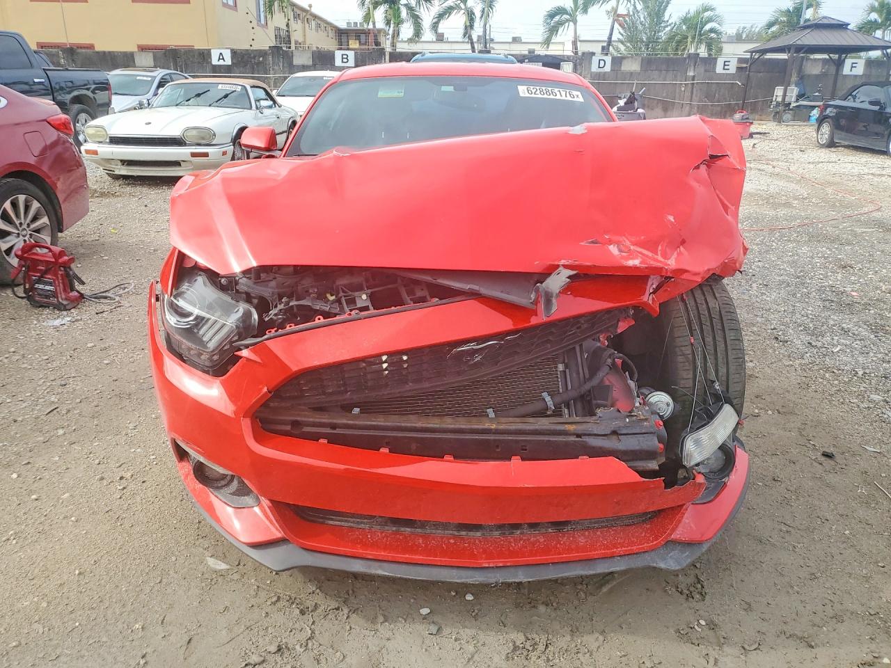 2015 Ford Mustang Red vin: 1FA6P8AM6F5330426