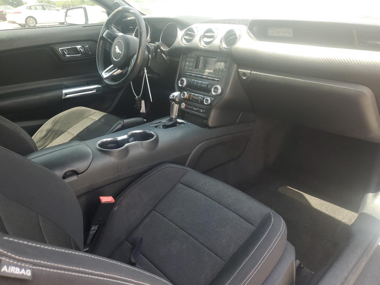 2015 Ford Mustang White vin: 1FA6P8AM6F5391713