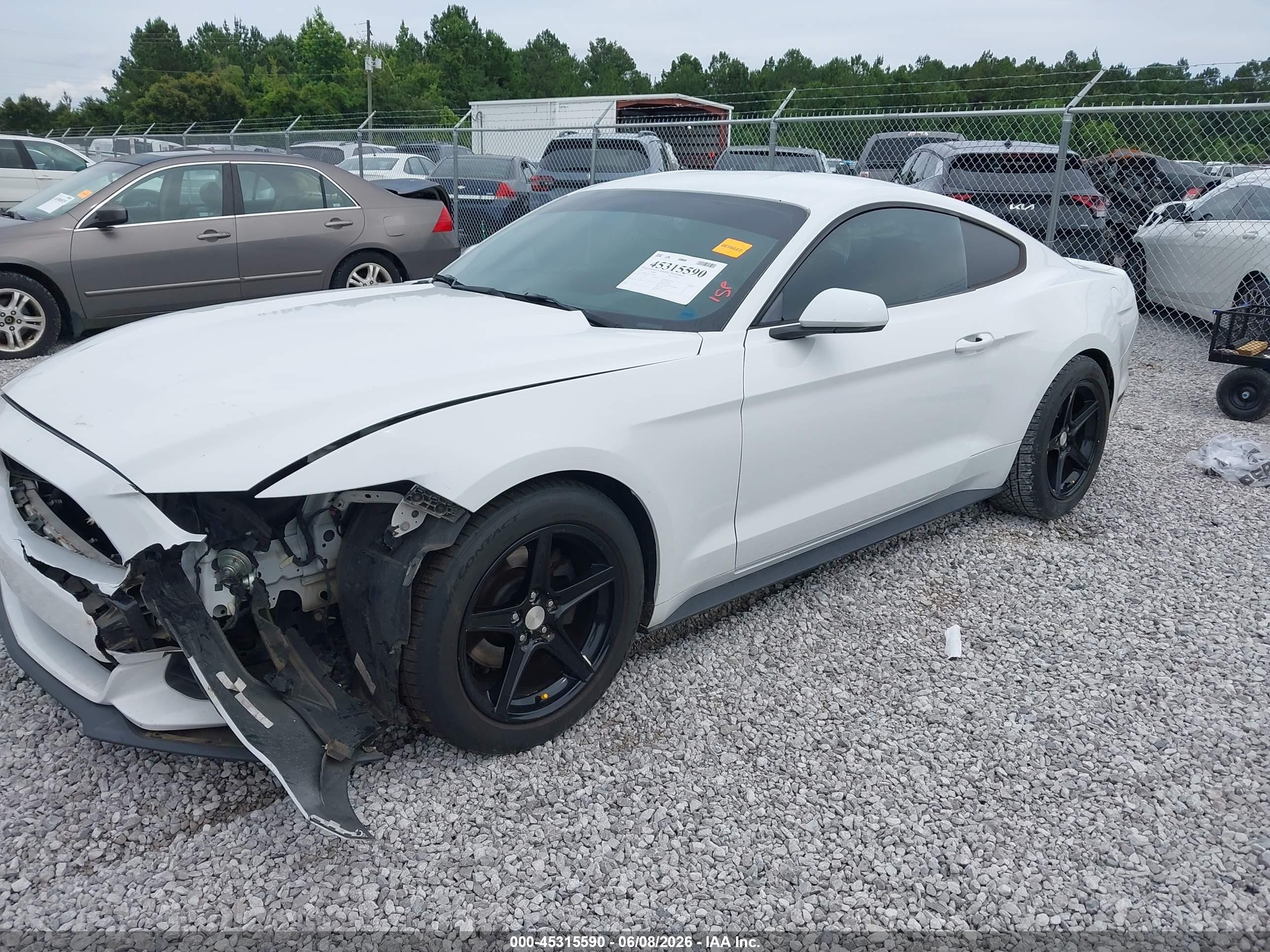 2015 Ford Mustang V6 White vin: 1FA6P8AM7F5328720