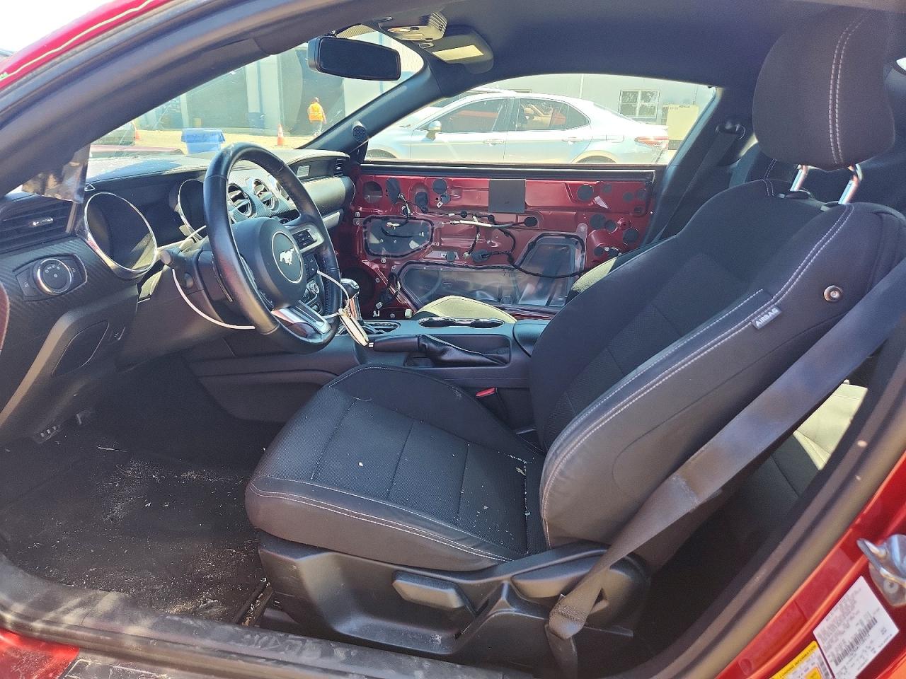 2015 Ford Mustang Red vin: 1FA6P8AM7F5384754