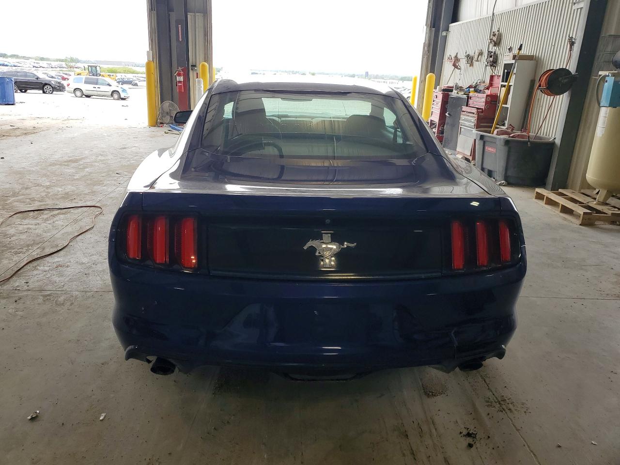 2015 Ford Mustang Blue vin: 1FA6P8AM7F5386181