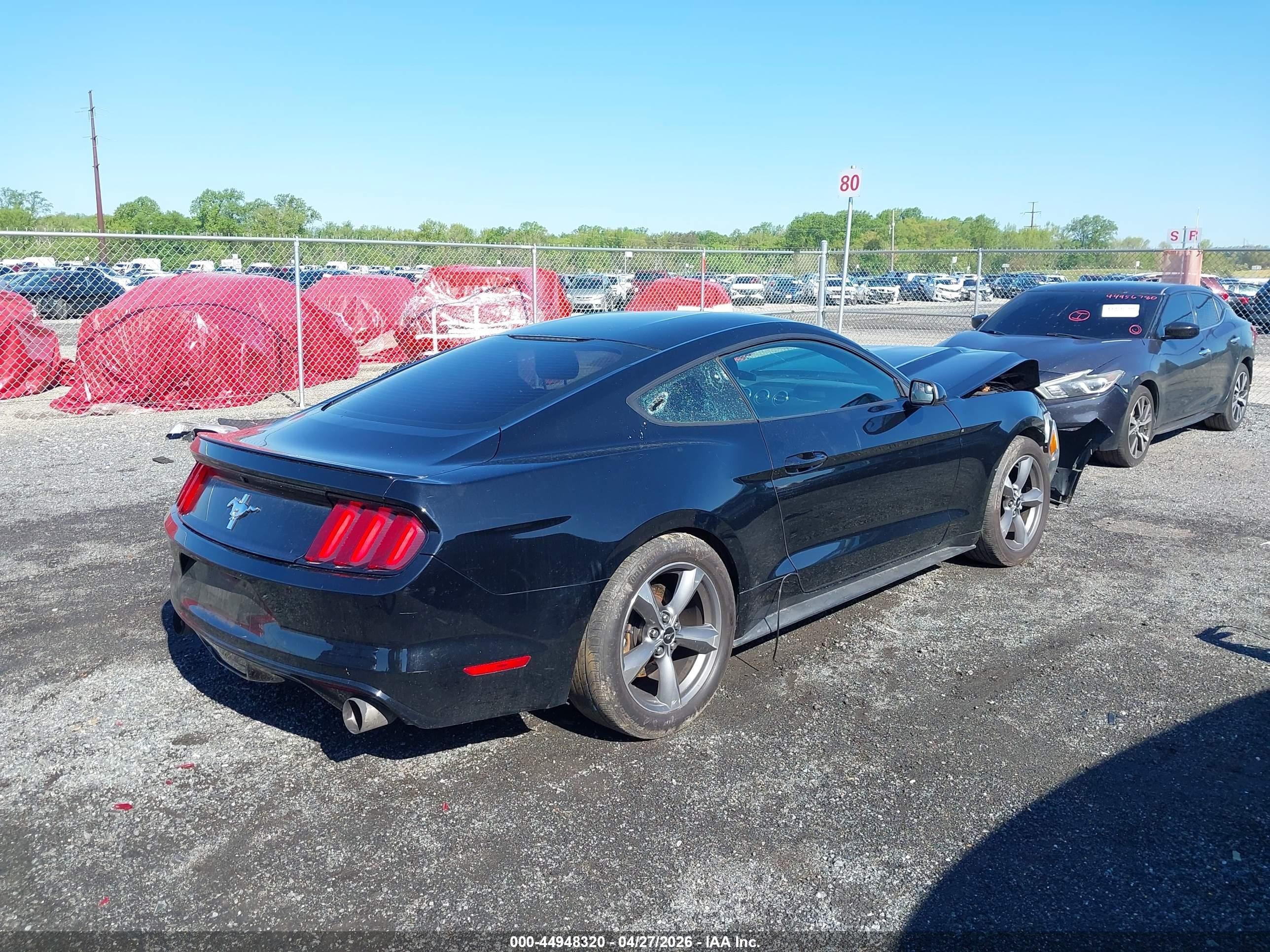 2016 Ford Mustang V6 Черный vin: 1FA6P8AM7G5308145