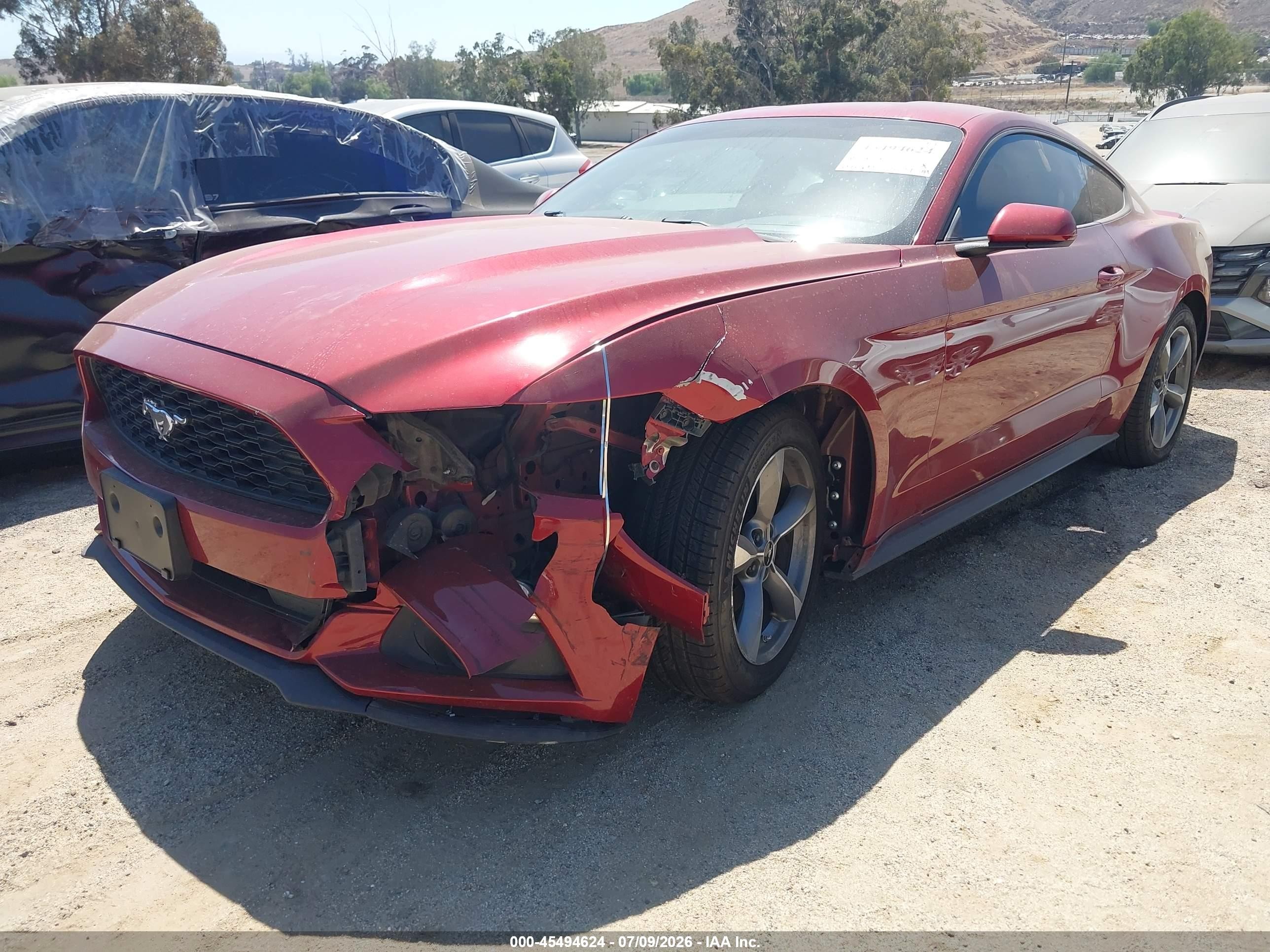 2015 Ford Mustang V6 Red vin: 1FA6P8AM8F5338768