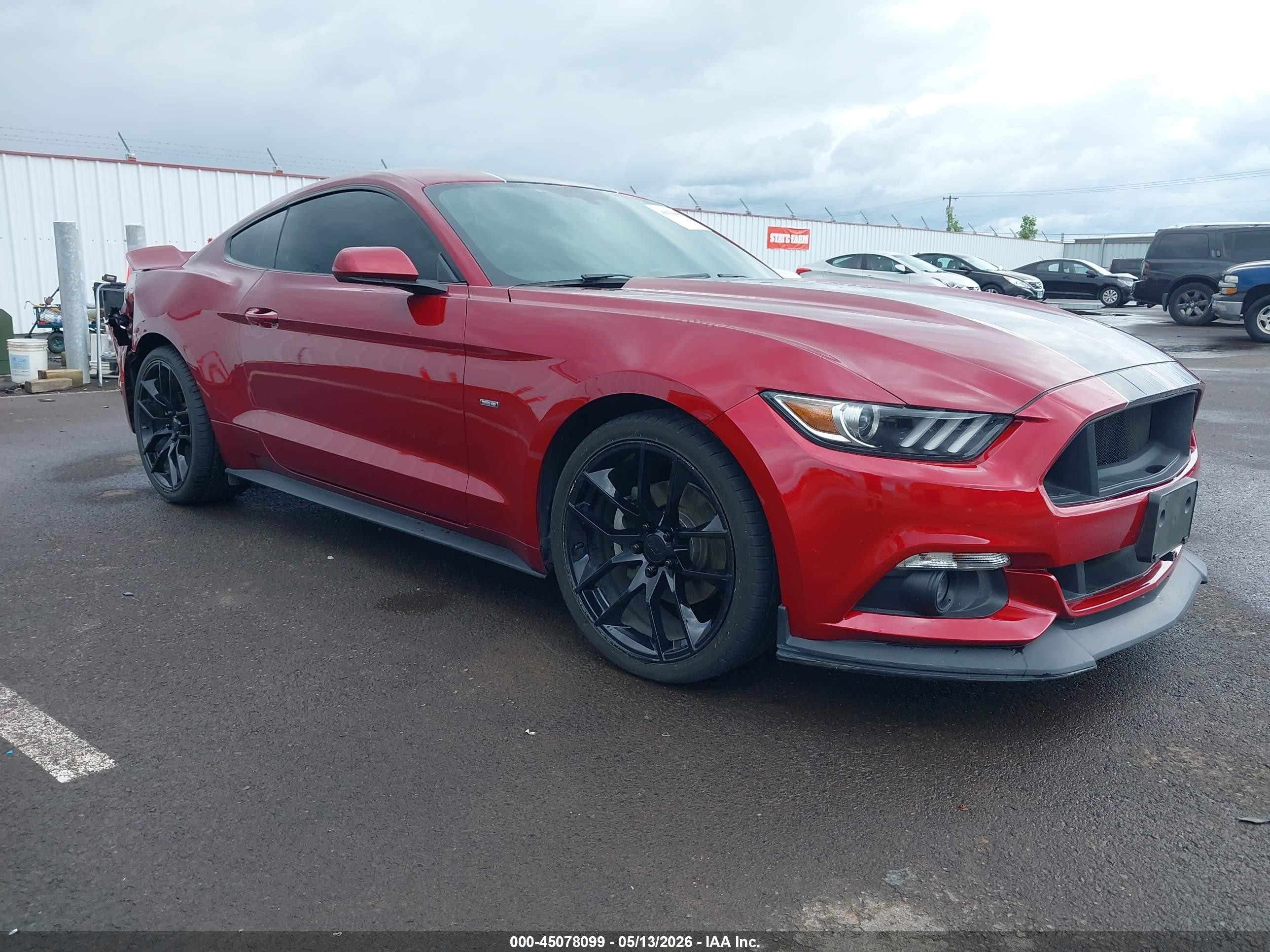 2015 Ford Mustang V6 Red vin: 1FA6P8AM8F5409242