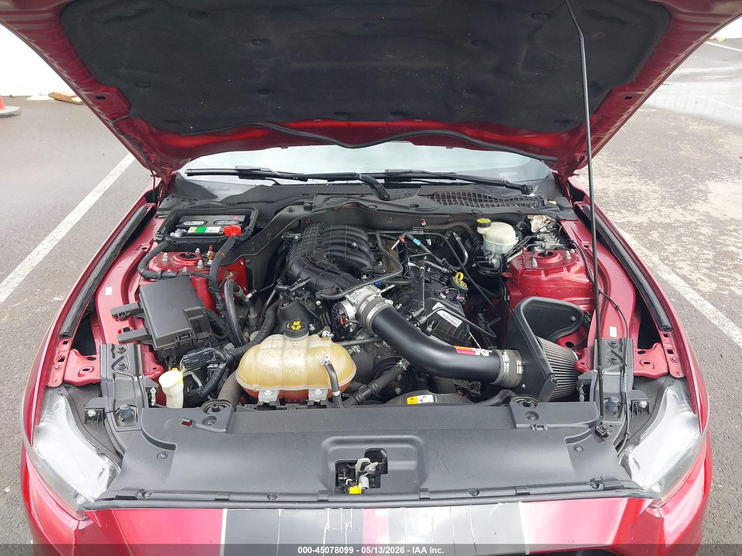2015 Ford Mustang V6 Красный vin: 1FA6P8AM8F5409242