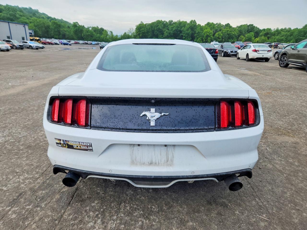 2017 Ford Mustang White vin: 1FA6P8AM8H5244568