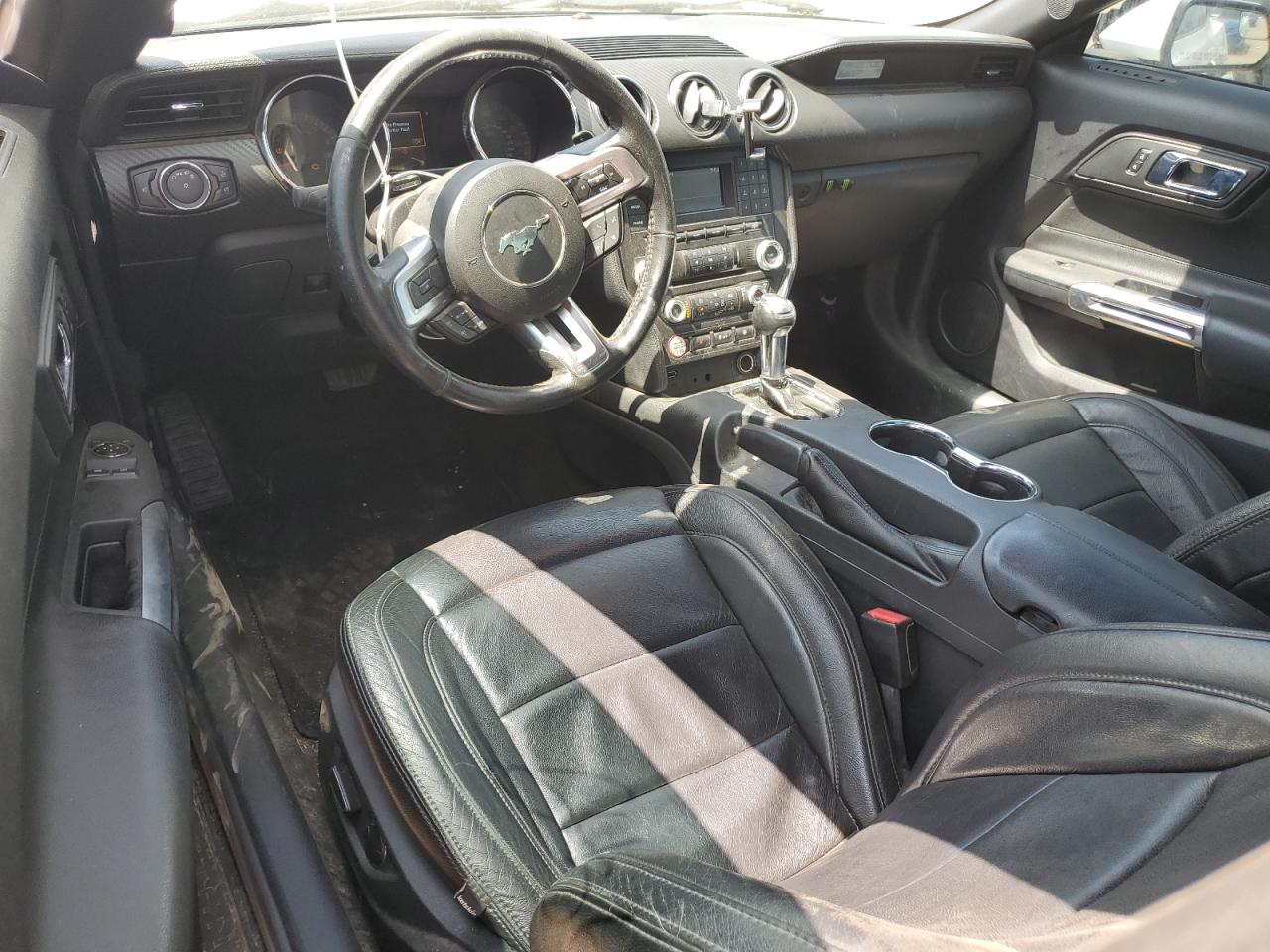 2015 Ford Mustang White vin: 1FA6P8AM9F5336107
