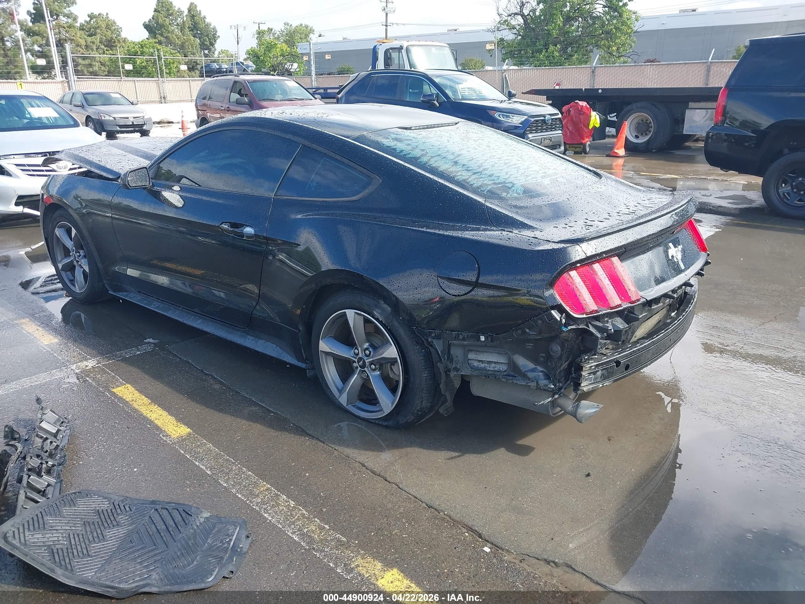 2015 Ford Mustang V6 Black vin: 1FA6P8AM9F5409055